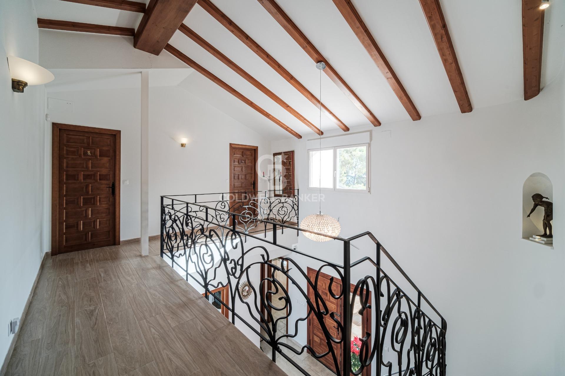 Magnífica Villa con Vistas al mar en exclusiva zona de Jávea