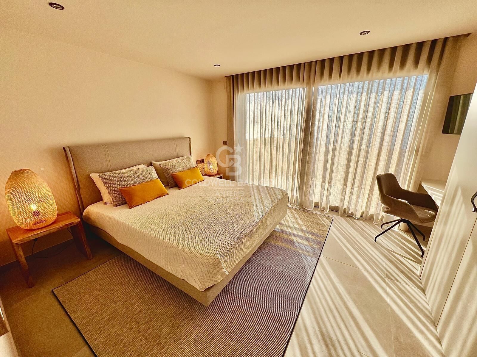 Wyjątkowa willa z 4 sypialniami i panoramicznym widokiem na Morze Śródziemne