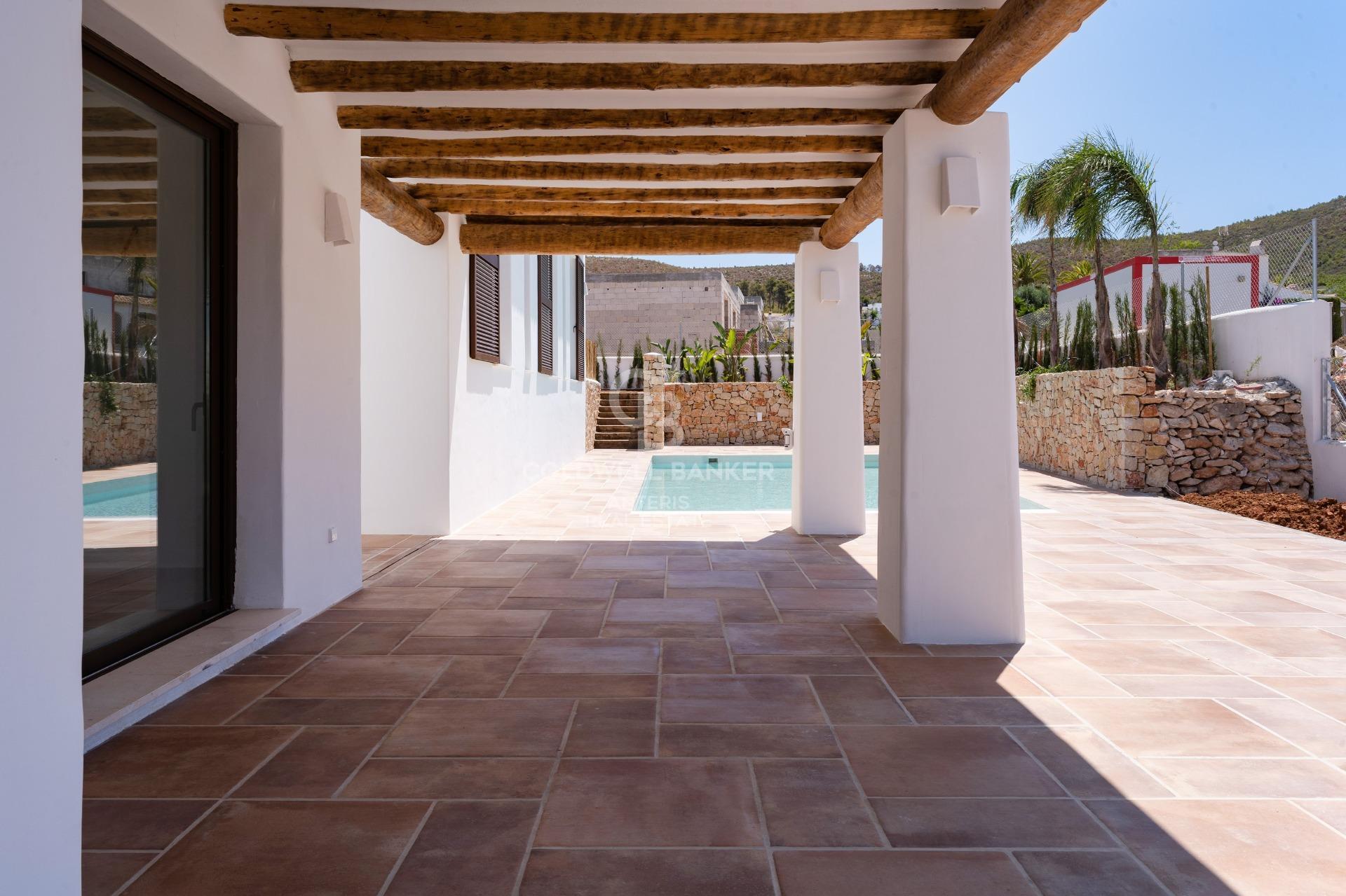 Villa Olivia – Casa Terminada y Lista para Vivir en Jávea