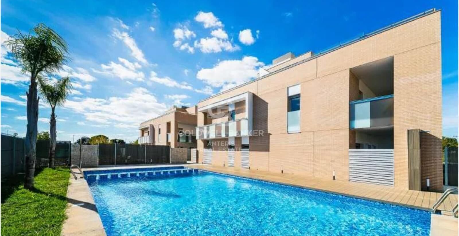 Stunning new flat in the centre of Jávea