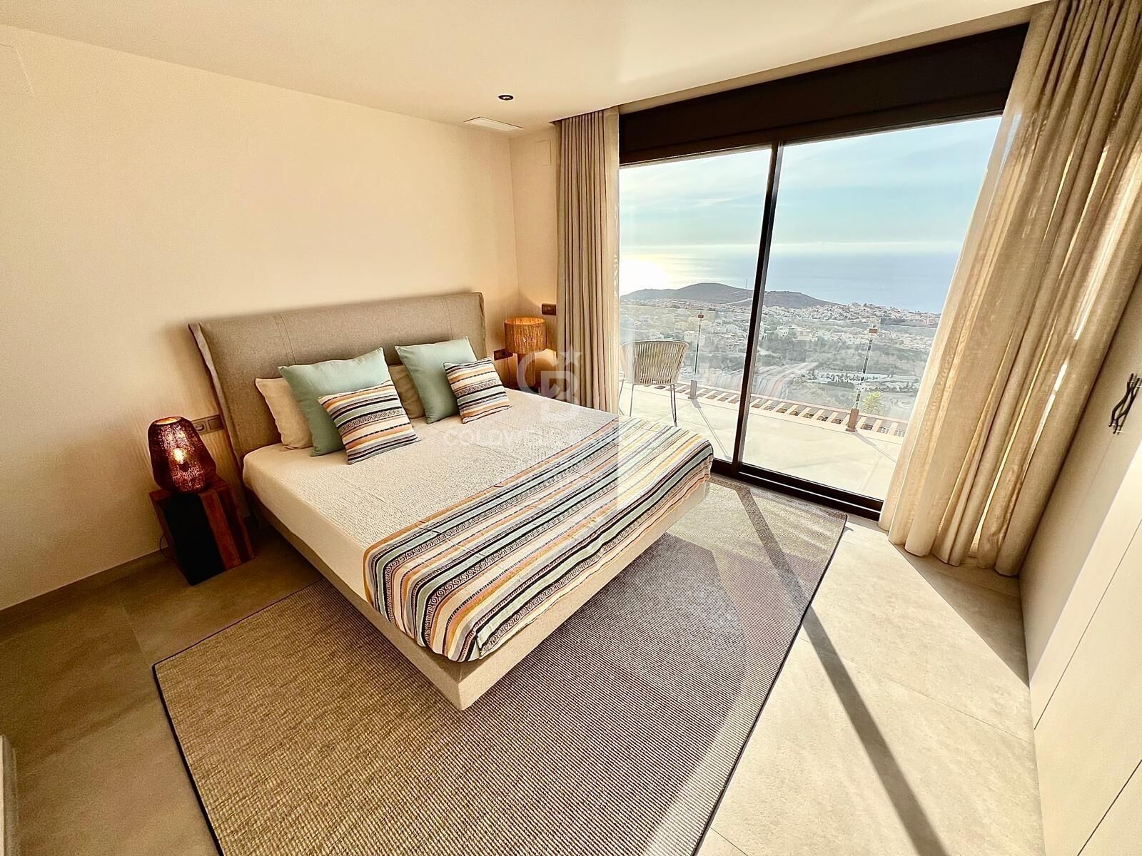 Wyjątkowa willa z 4 sypialniami i panoramicznym widokiem na Morze Śródziemne