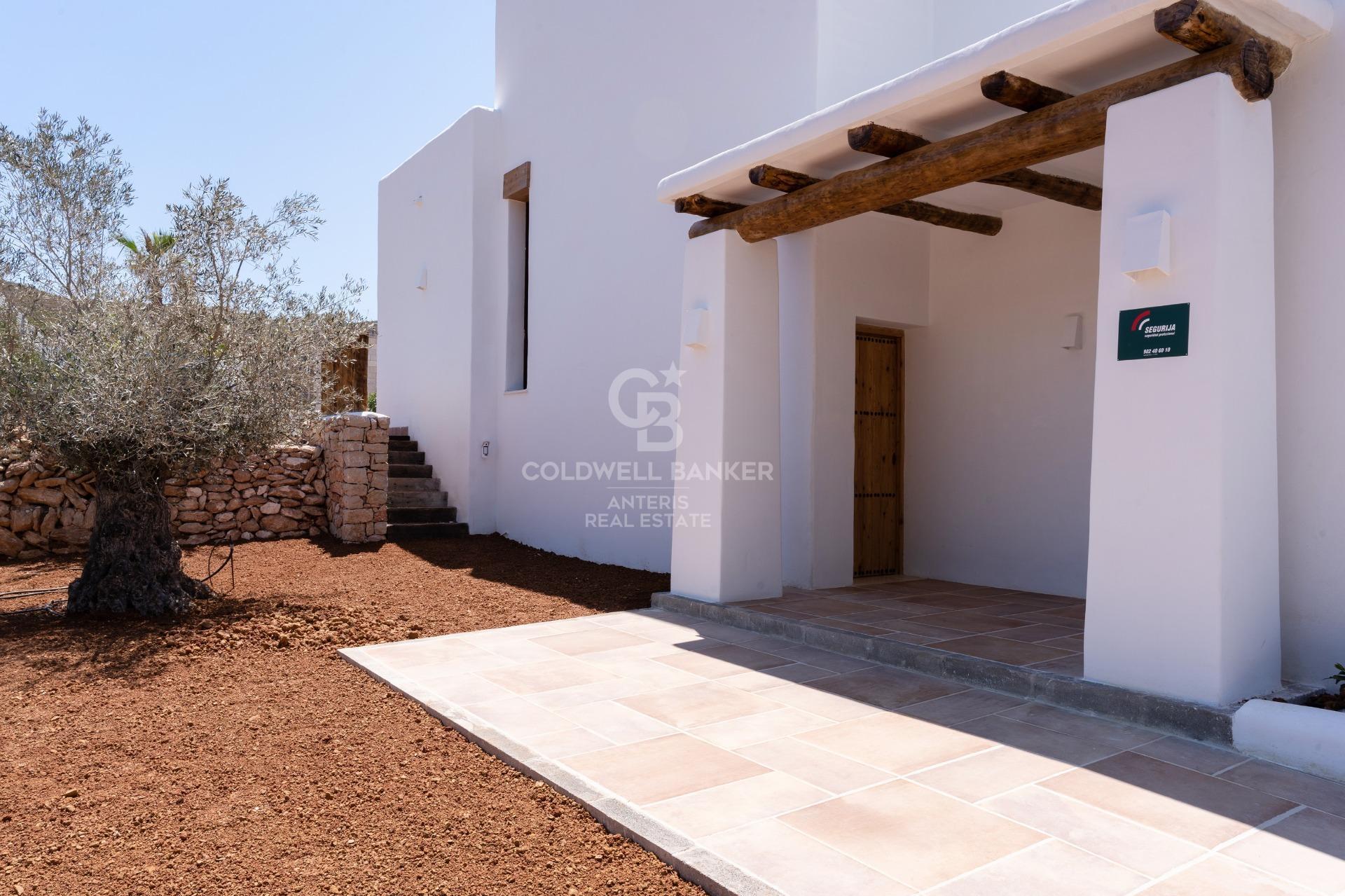 Villa Olivia – Casa Terminada y Lista para Vivir en Jávea