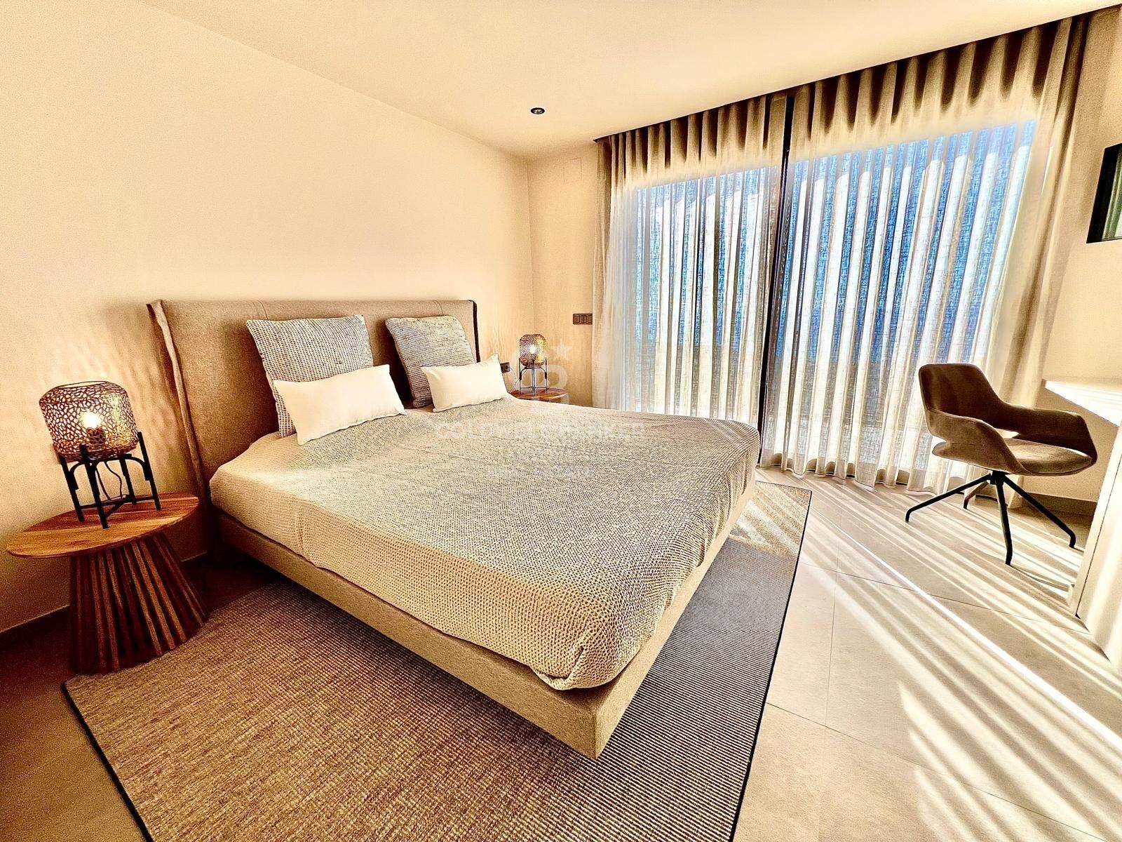 Wyjątkowa willa z 4 sypialniami i panoramicznym widokiem na Morze Śródziemne