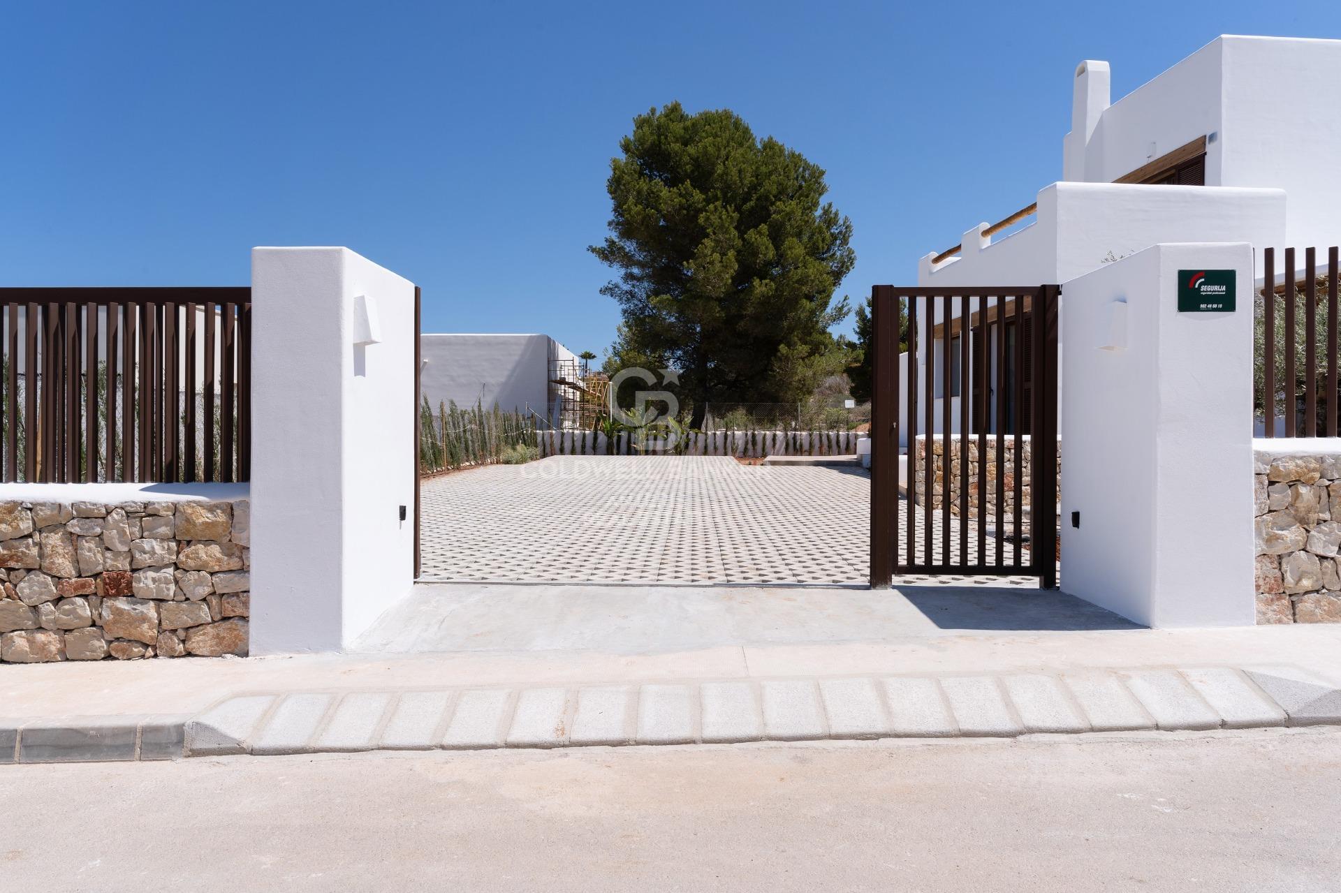 Villa Olivia – Casa Terminada y Lista para Vivir en Jávea