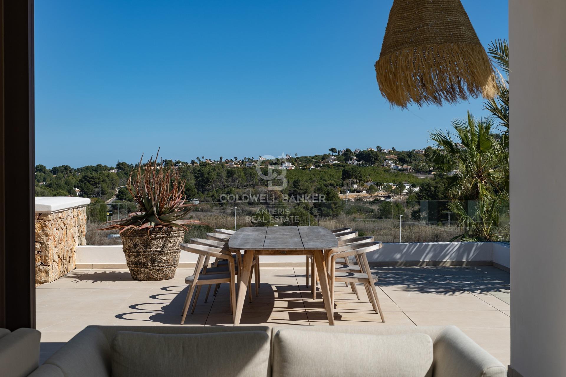 Villa Ca Salina – estilo Ibiza, a distancia a pie de una escuela internacional, Javea