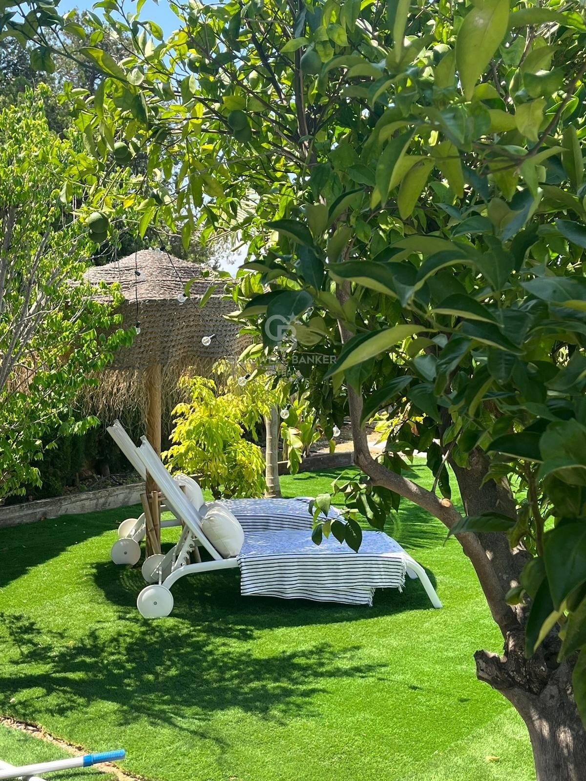 Inversión con gran rentabilidad: Vivienda de 6 habitaciones alquiler con opción a compra