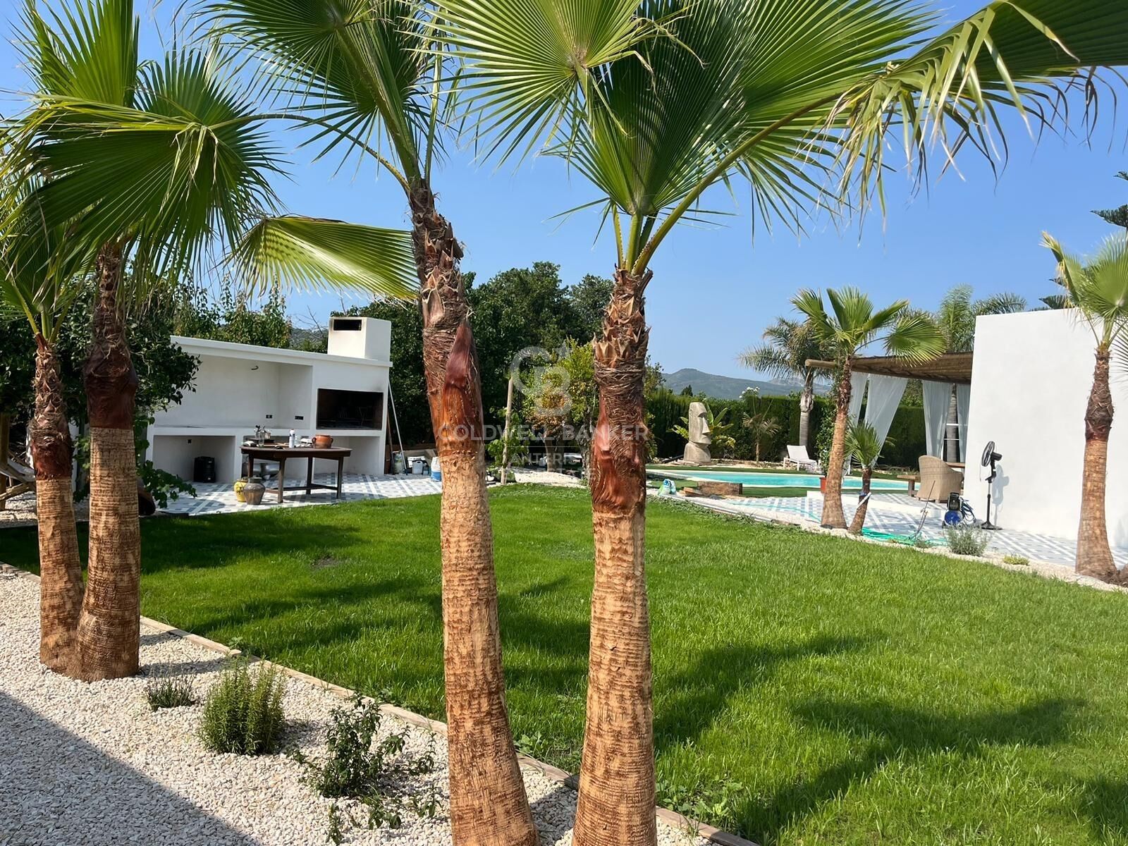 Inversión con gran rentabilidad: Vivienda de 6 habitaciones alquiler con opción a compra