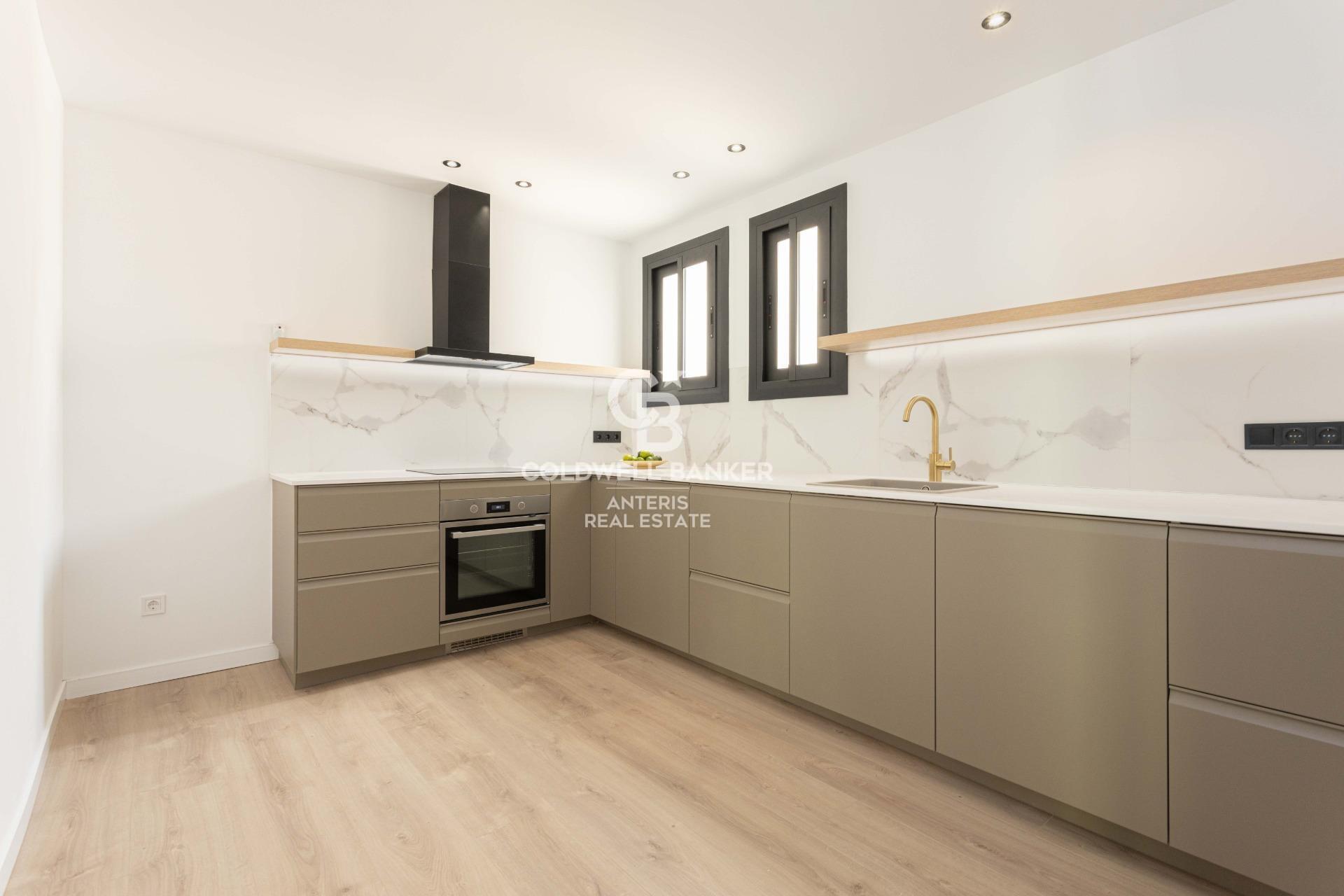 Luminoso piso completamente reformado