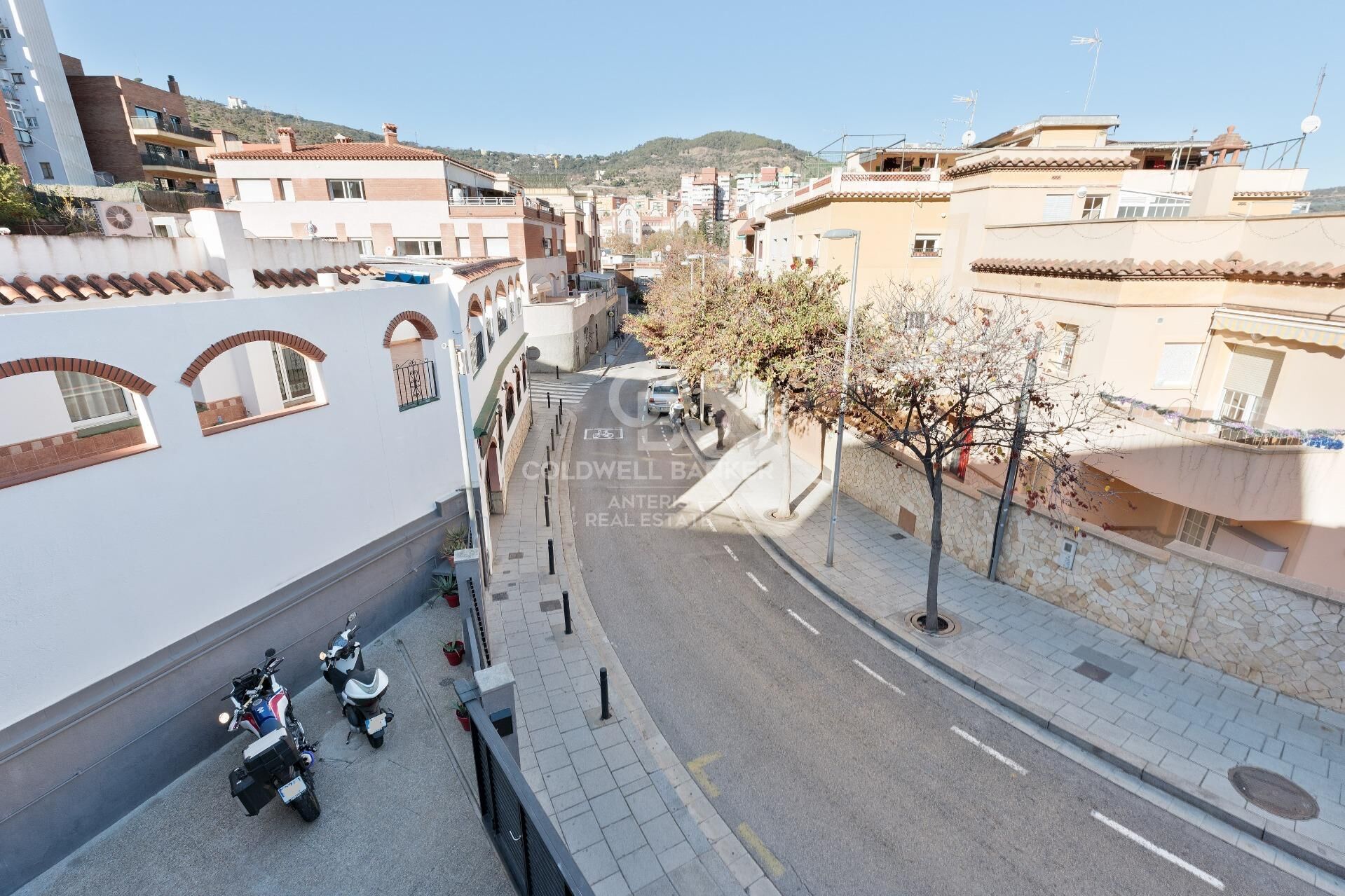 Przytulny dom jednorodzinny z garażem