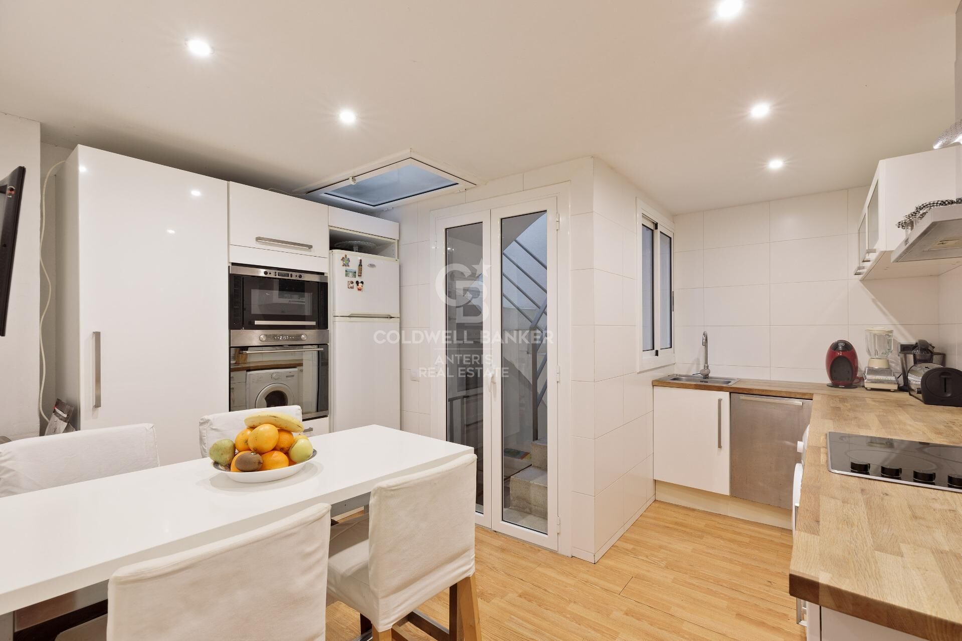 Przytulny dom jednorodzinny z garażem