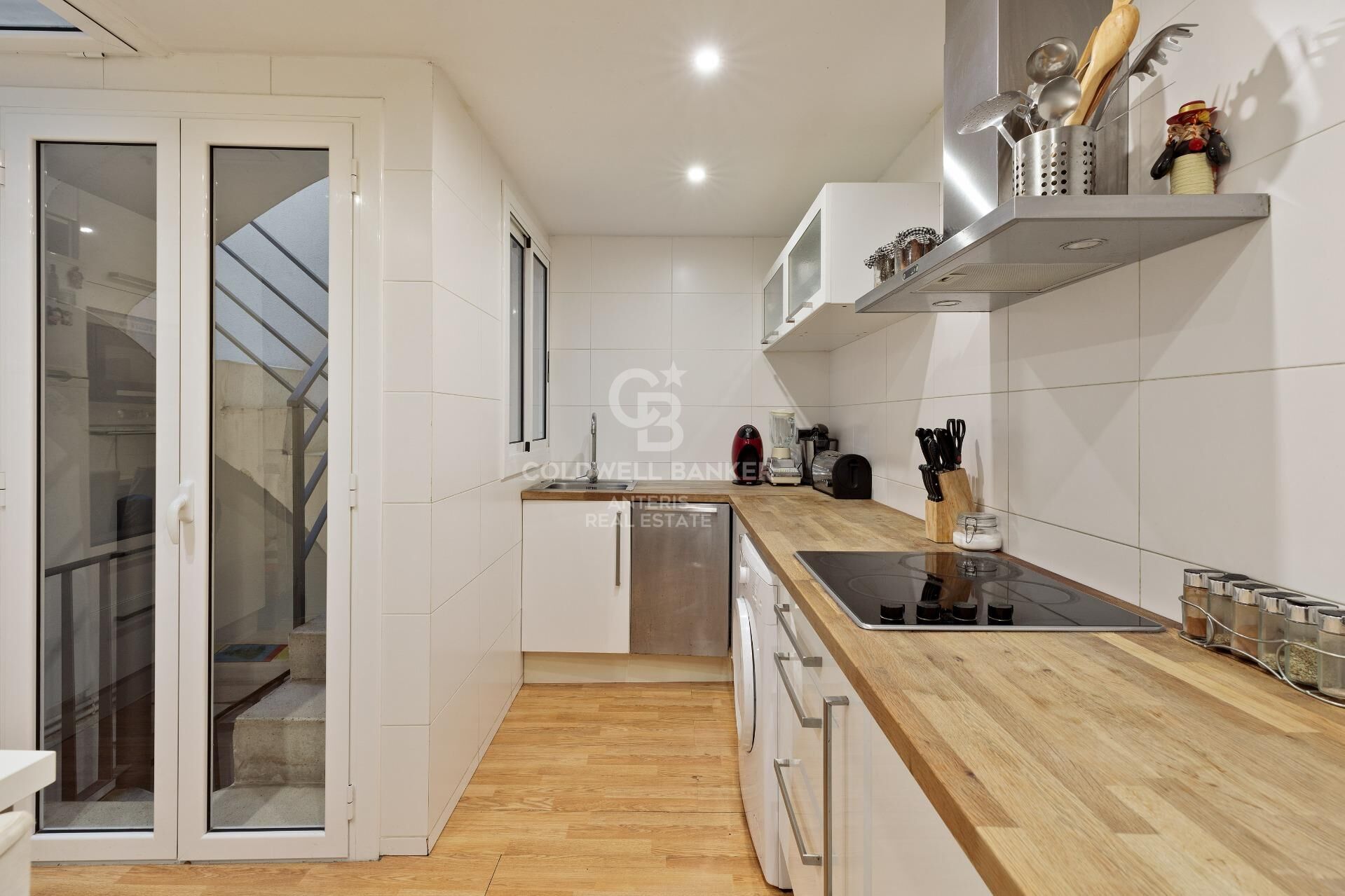 Przytulny dom jednorodzinny z garażem