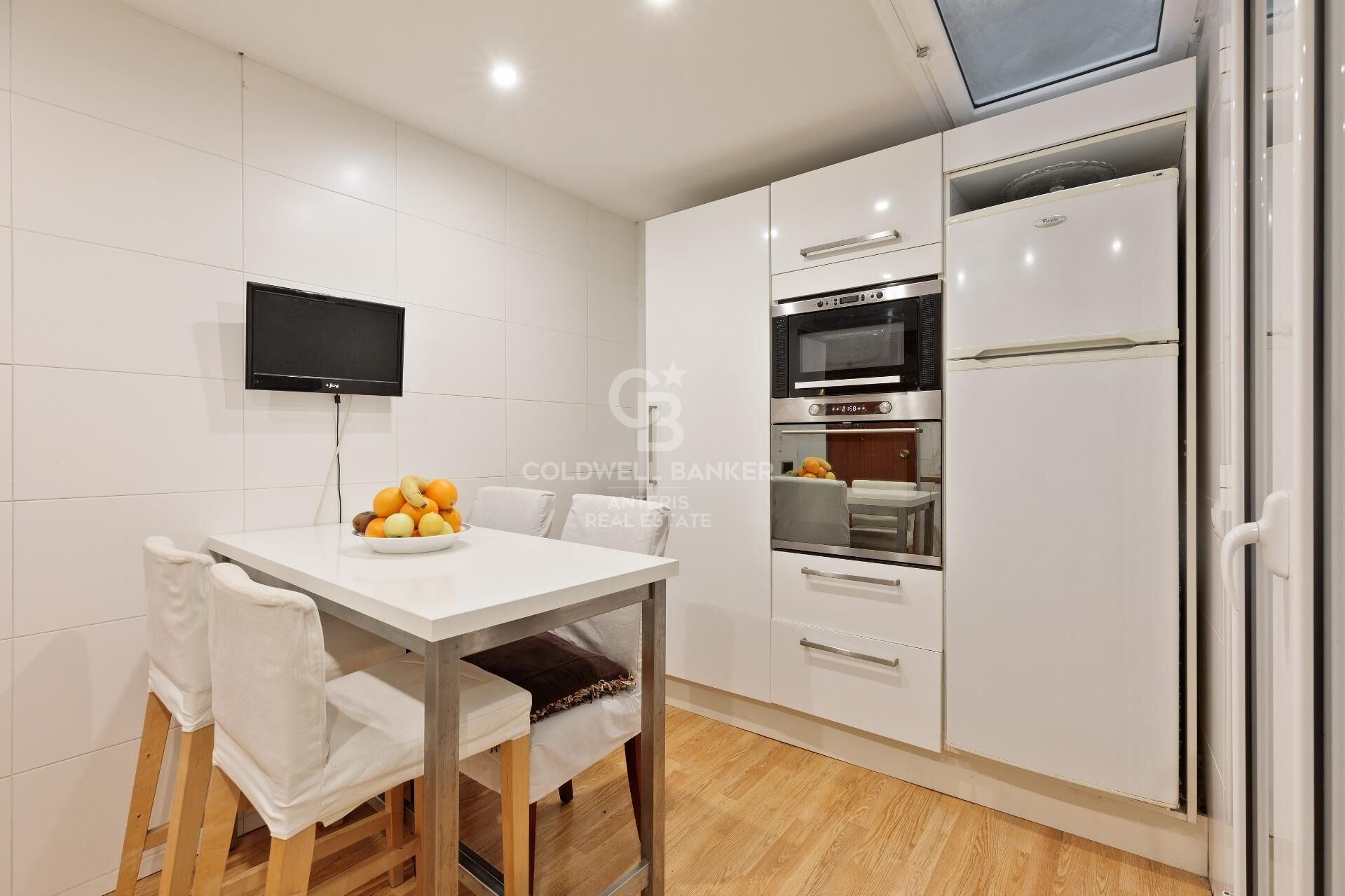 Przytulny dom jednorodzinny z garażem