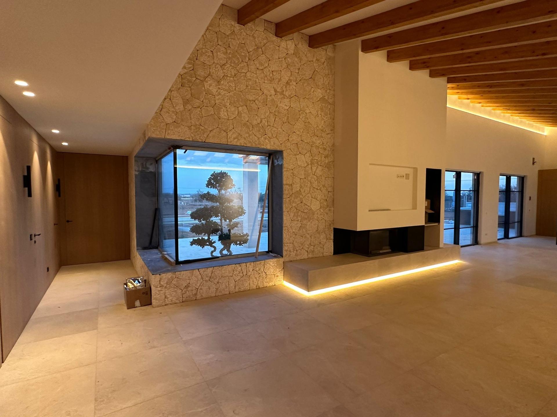 Impeccable, modern country estate with pool on a large plot in Campos