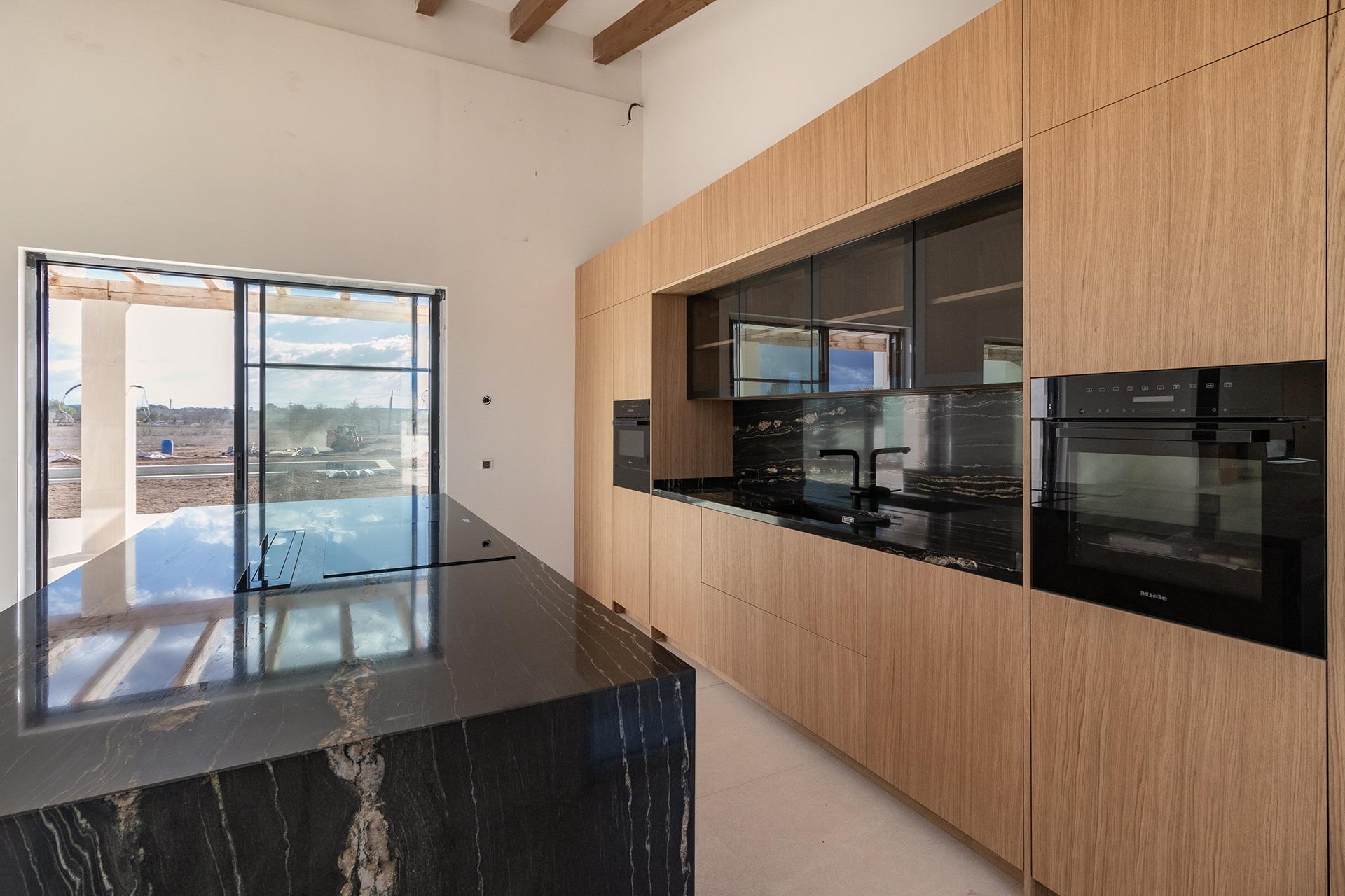 Impeccable, modern country estate with pool on a large plot in Campos