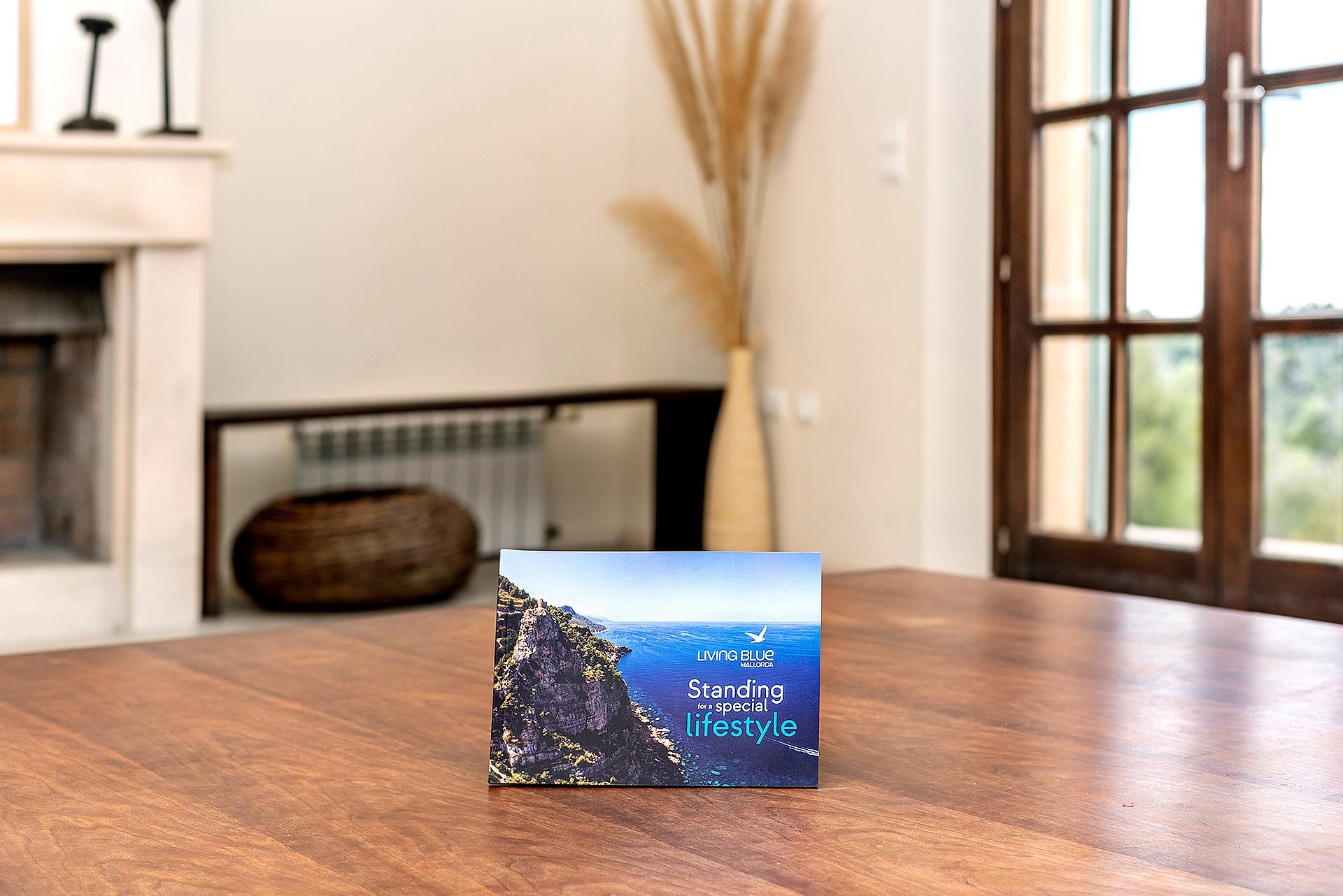 Timelessly elegant country house with sea views near Portocolom