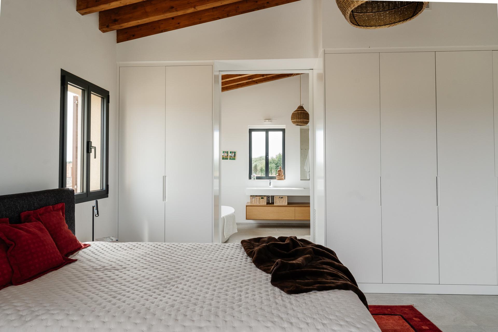 Moderna casa de campo en excelente estado en estilo tradicional entre Campos y la playa natural Es T