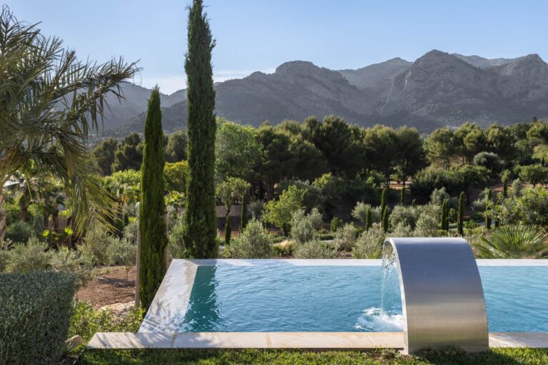 Vida de ensueño: Moderna casa de campo con vistas panorámicas en Bunyola