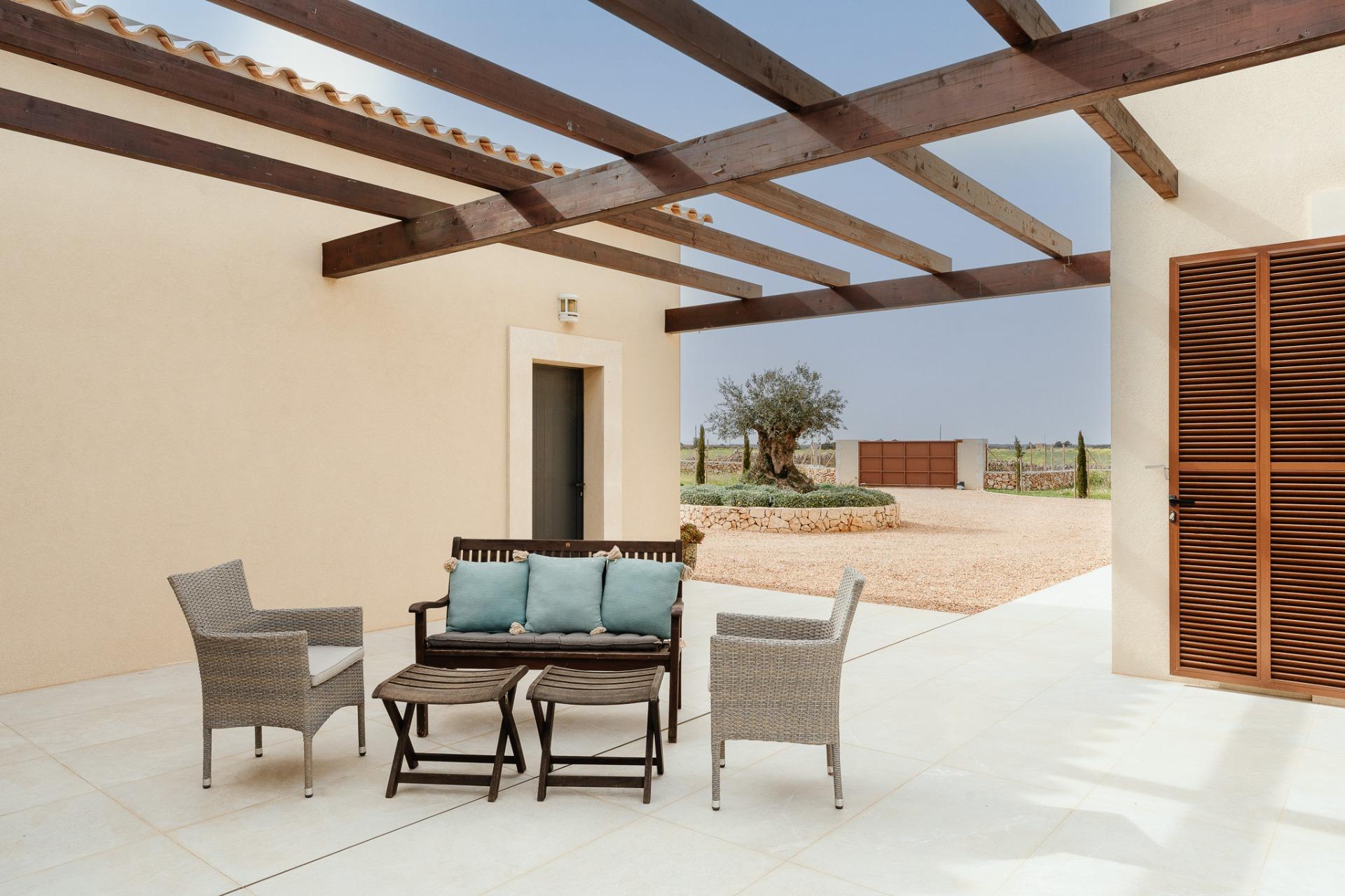 Moderna casa de campo en excelente estado en estilo tradicional entre Campos y la playa natural Es T