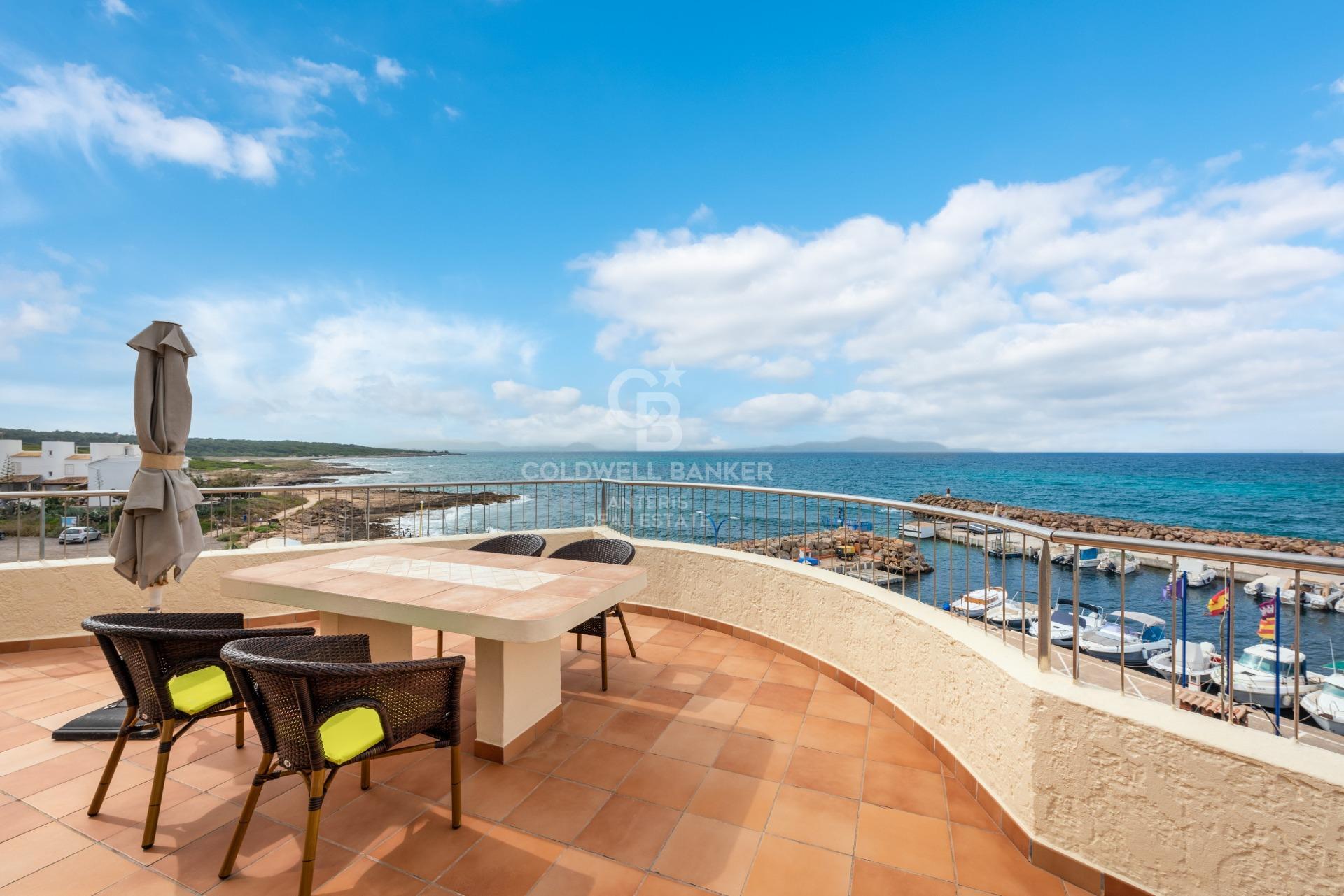 Penthouse with large terraces in first sea line in Son Serra de Marina with holiday rental permit