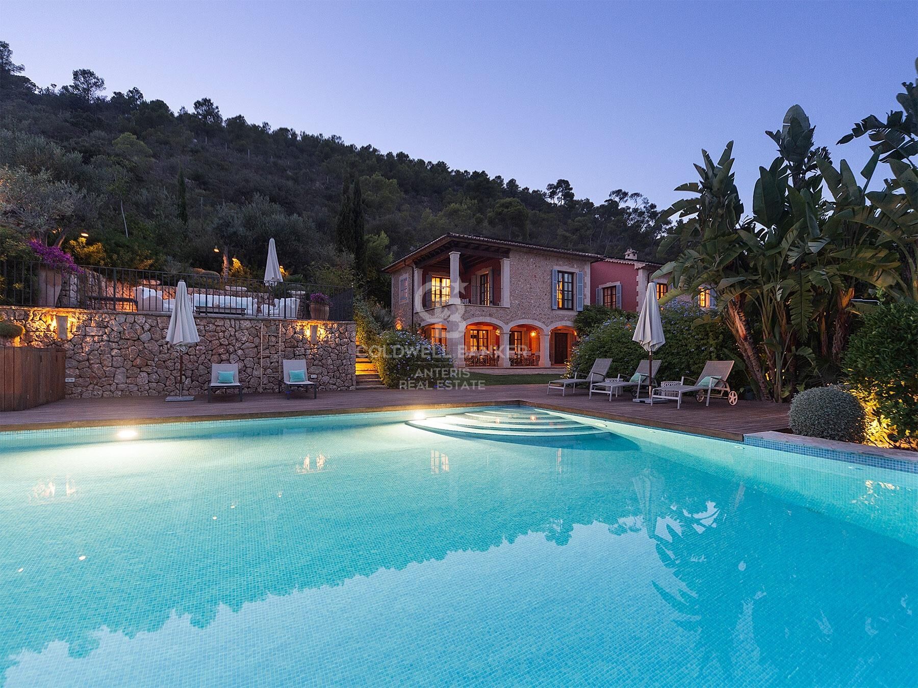 Impresionante propiedad rural con apartamento de invitados y permiso de alquiler vacacional cerca de