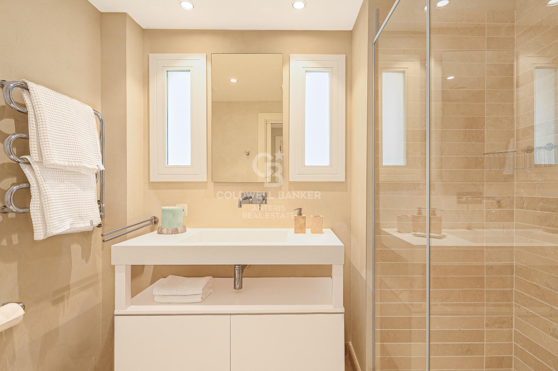 Premium penthouse in a privileged location with incomparable sea views in Port Andratx