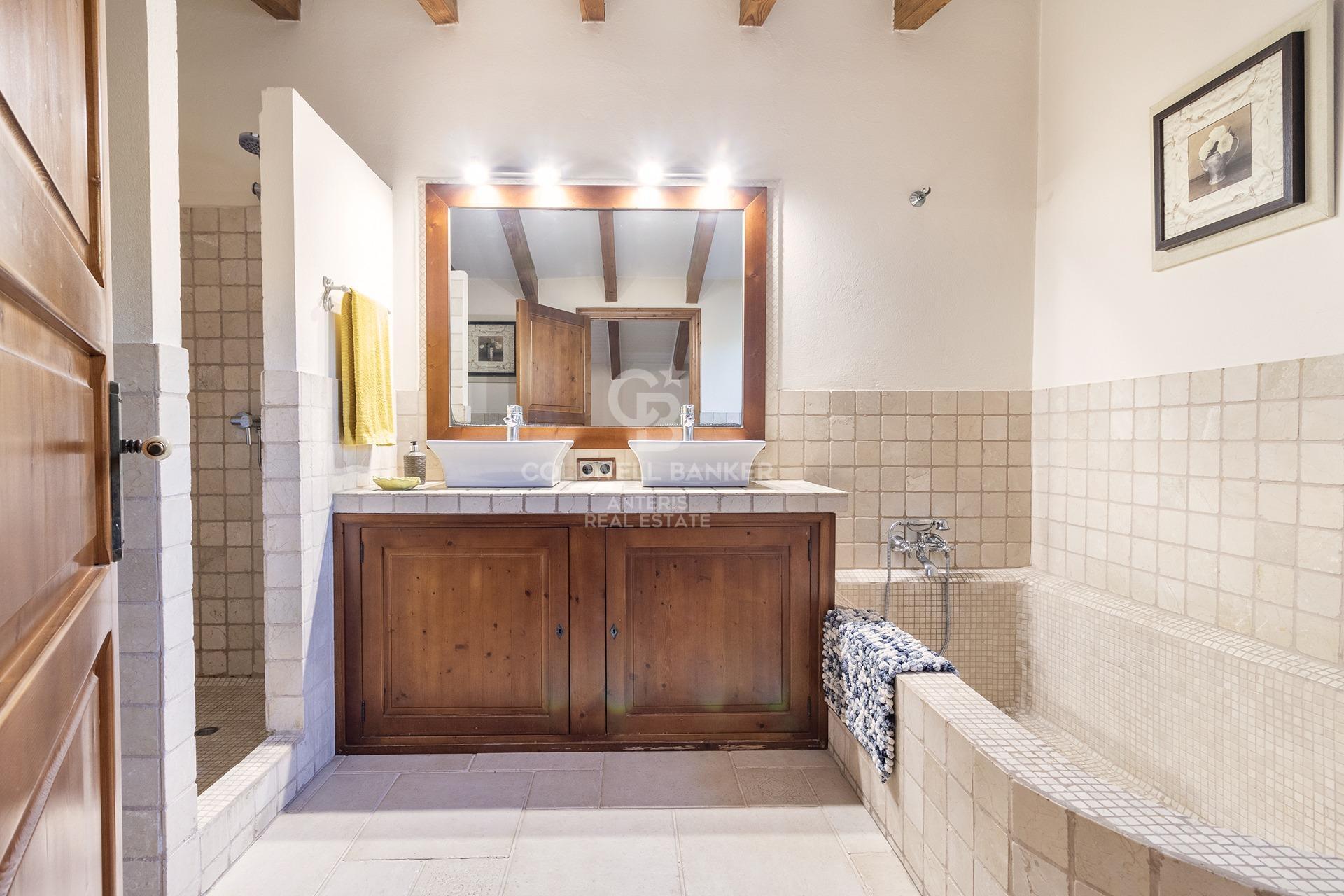 Idyllic country house with pool and guest house in Calvià, Mallorca