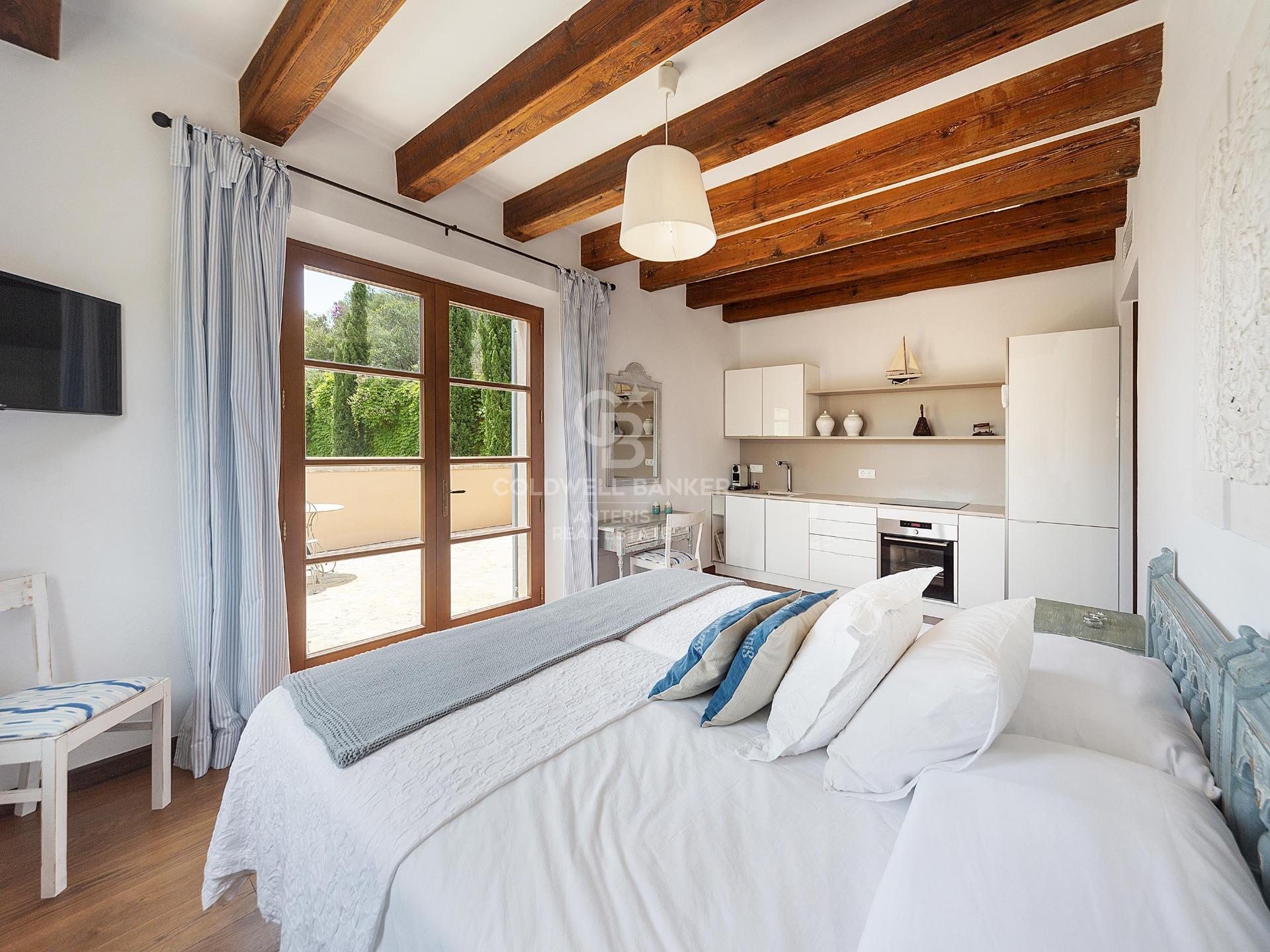 Impresionante propiedad rural con apartamento de invitados y permiso de alquiler vacacional cerca de