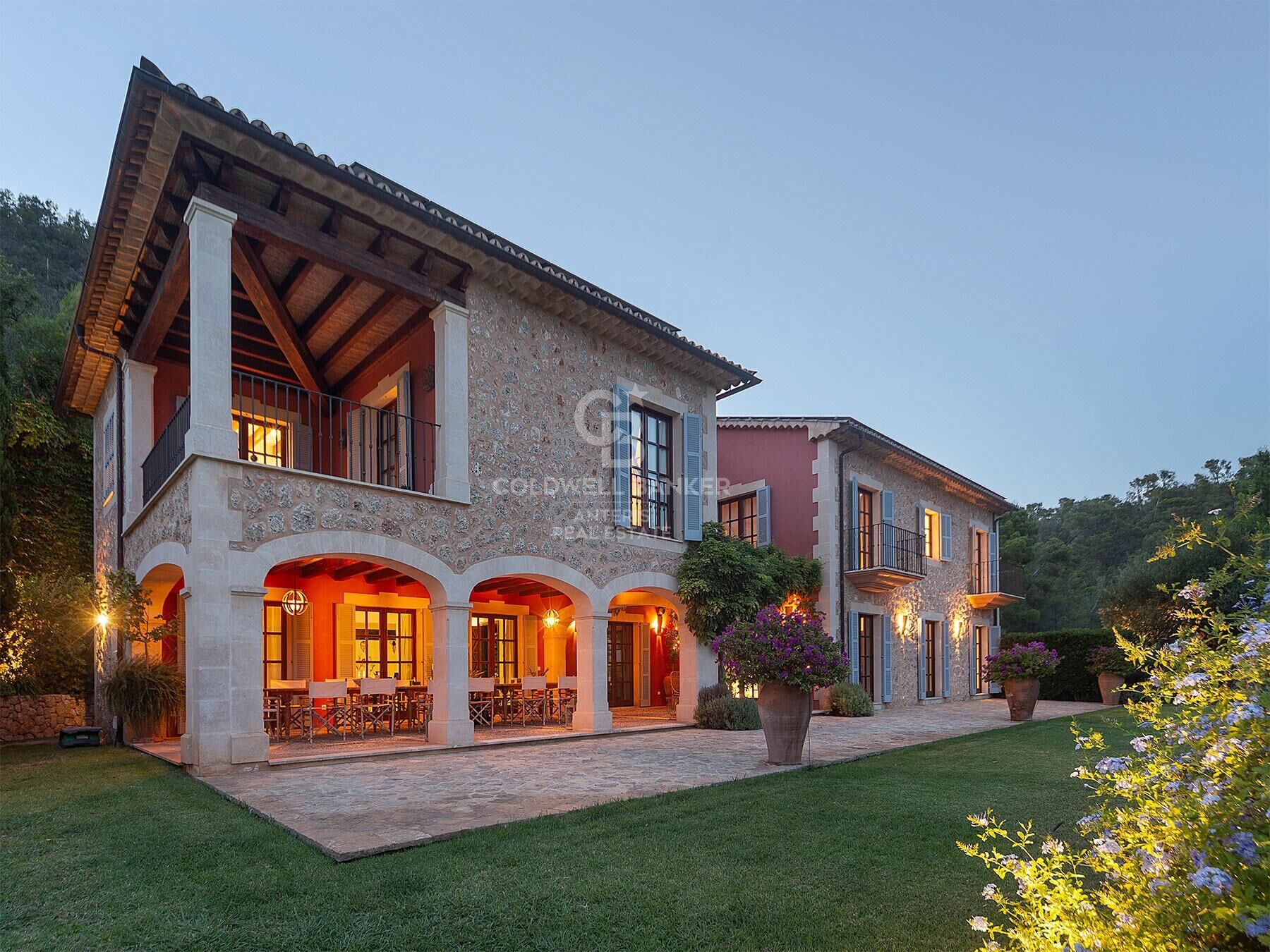 Impresionante propiedad rural con apartamento de invitados y permiso de alquiler vacacional cerca de