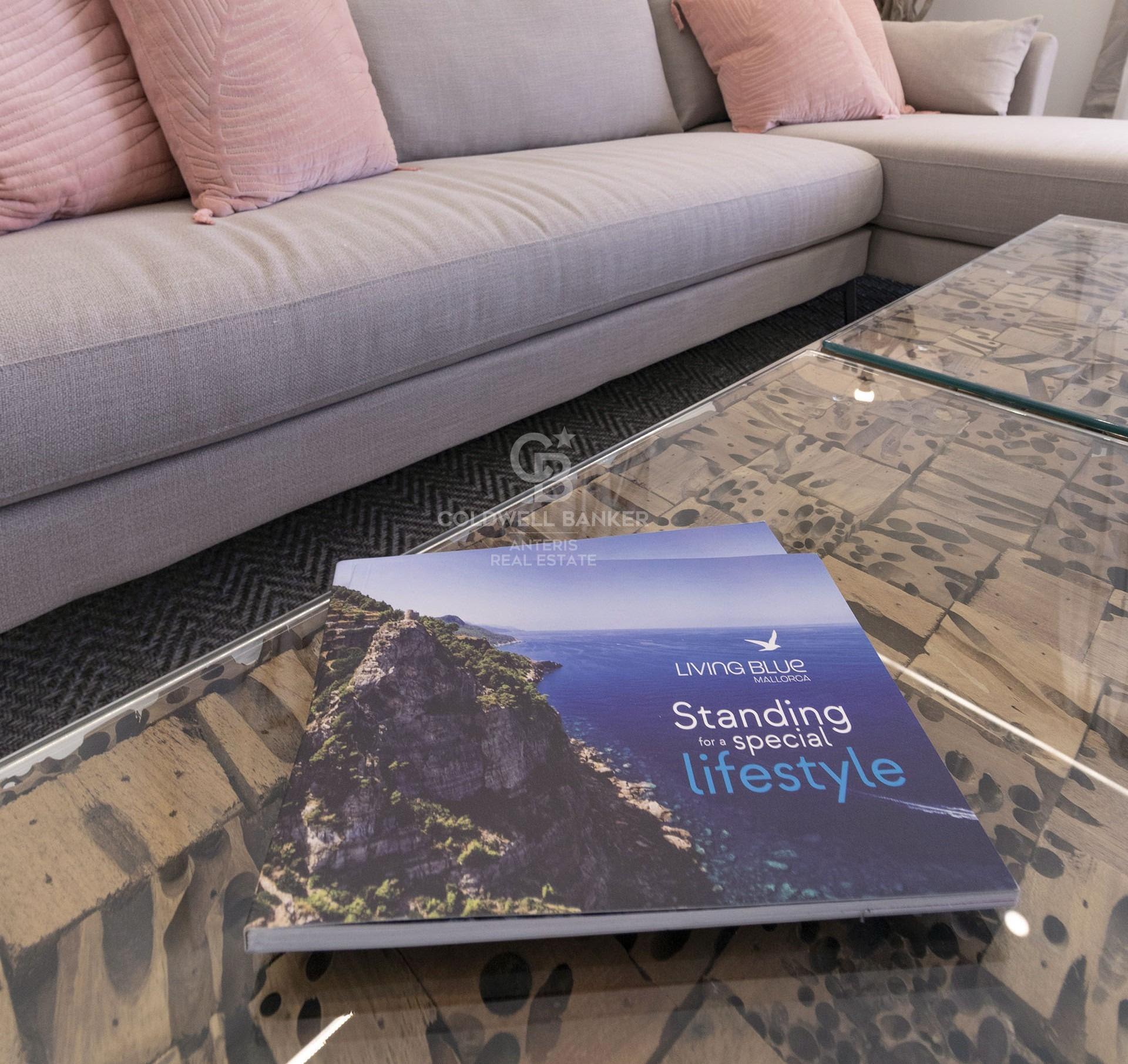 Elegante apartamento con vistas al mar en la playa de Cala Mayor