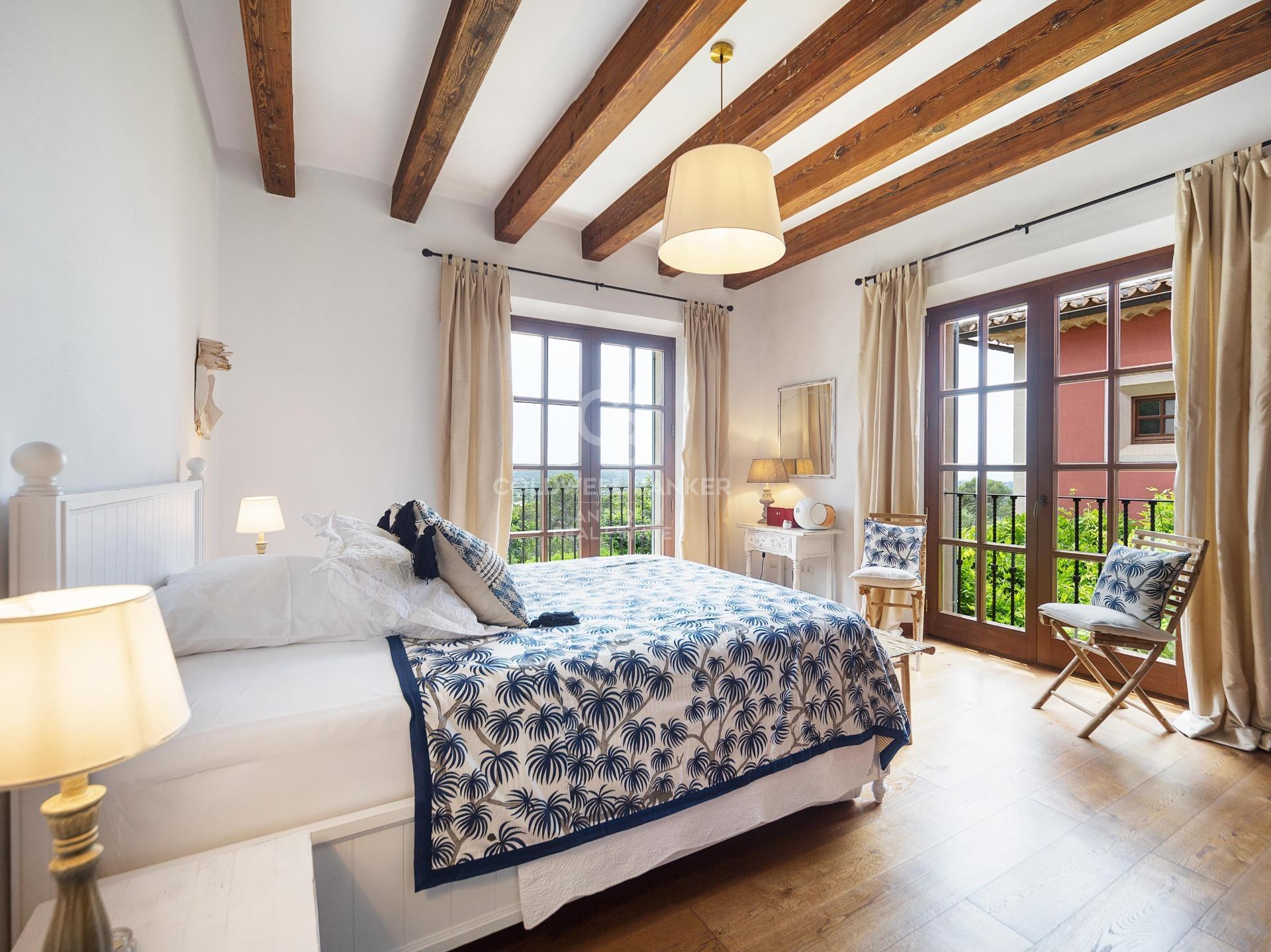 Impresionante propiedad rural con apartamento de invitados y permiso de alquiler vacacional cerca de