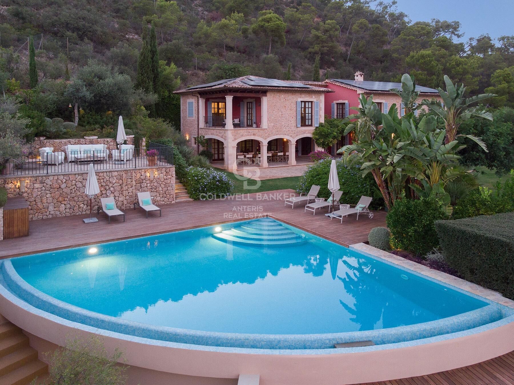 Impresionante propiedad rural con apartamento de invitados y permiso de alquiler vacacional cerca de