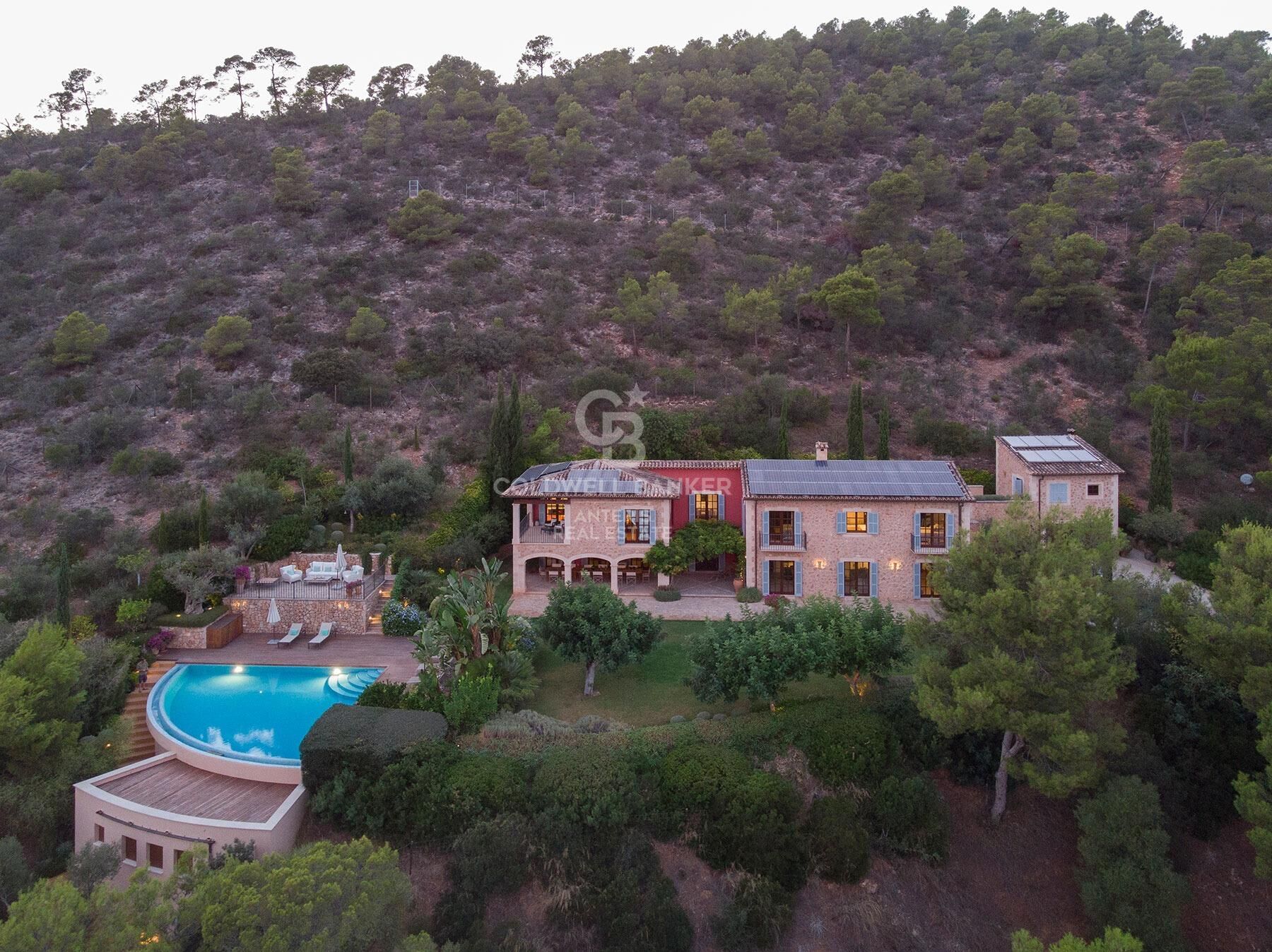 Impresionante propiedad rural con apartamento de invitados y permiso de alquiler vacacional cerca de