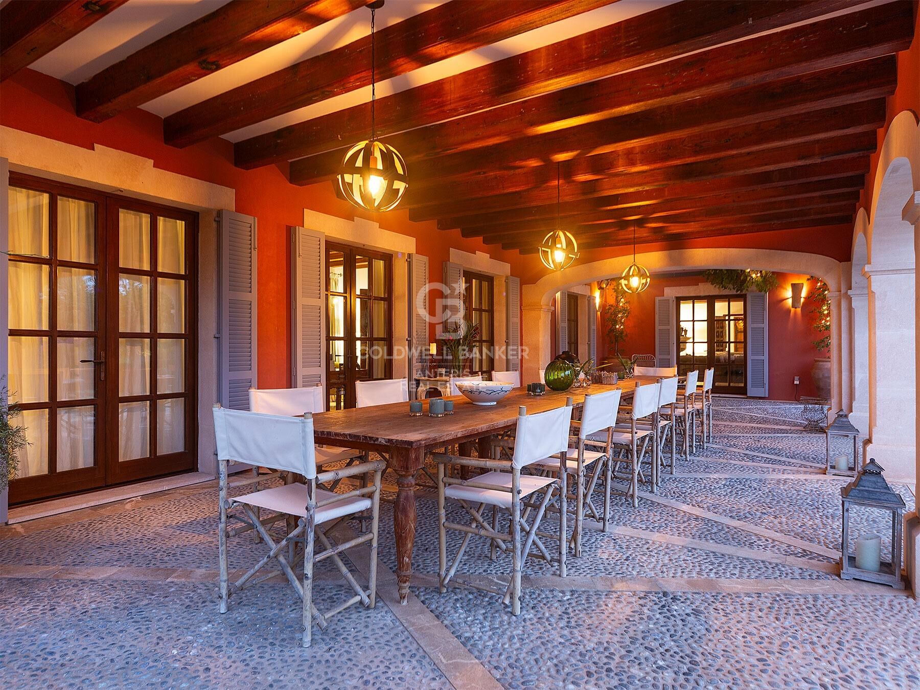 Impresionante propiedad rural con apartamento de invitados y permiso de alquiler vacacional cerca de