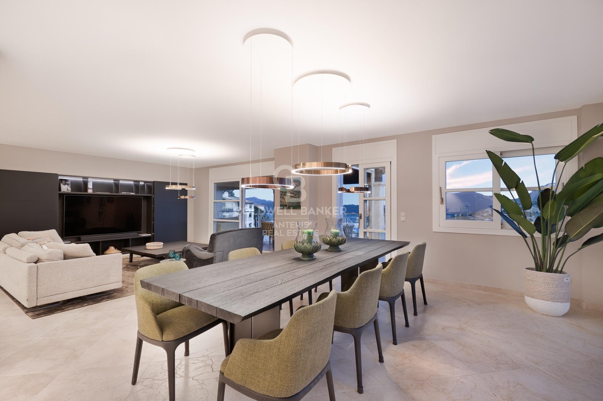 Premium penthouse in a privileged location with incomparable sea views in Port Andratx