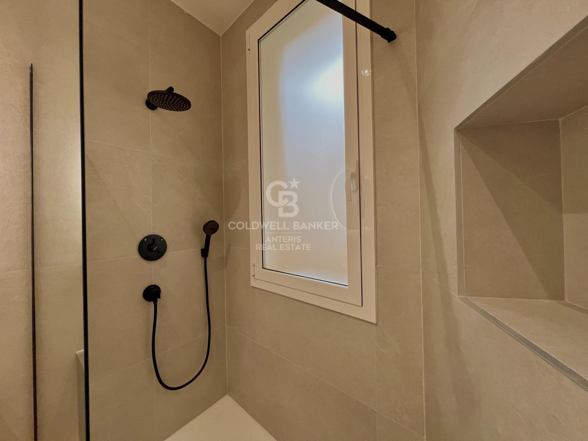 Zachwycające mieszkanie w sercu dzielnicy Eixample