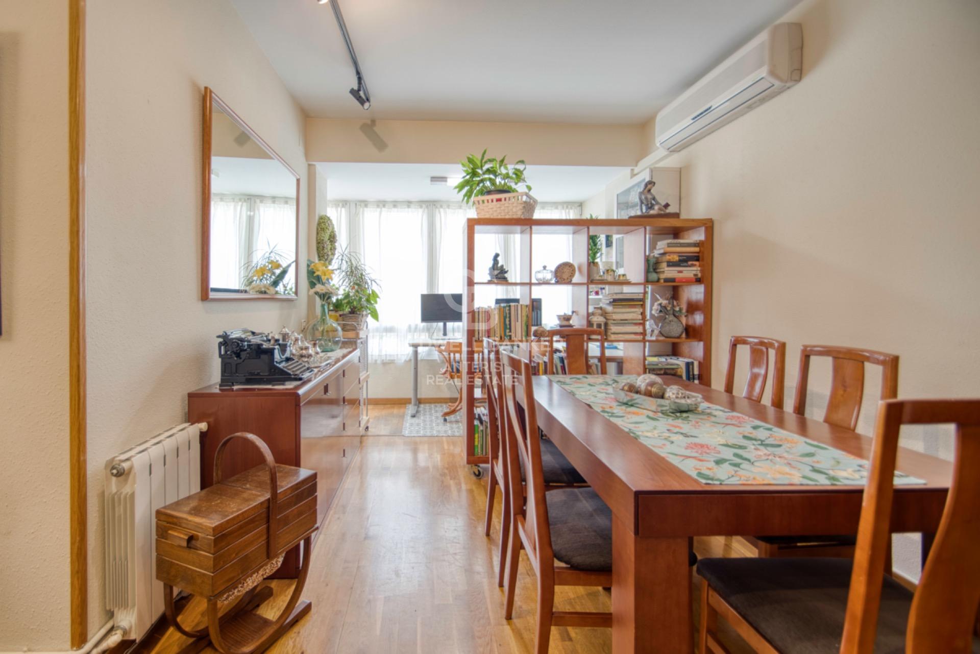 Great and bright flat in Gracia, Barcelona