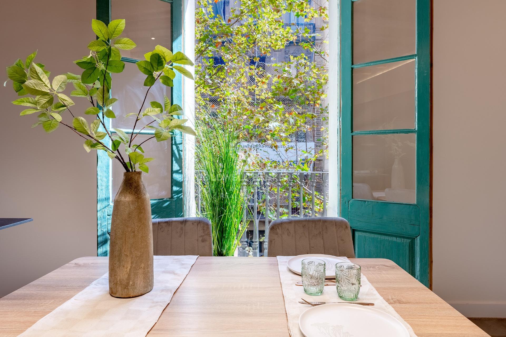 Jasny i nowoczesny apartament w La Dreta de l’Eixample