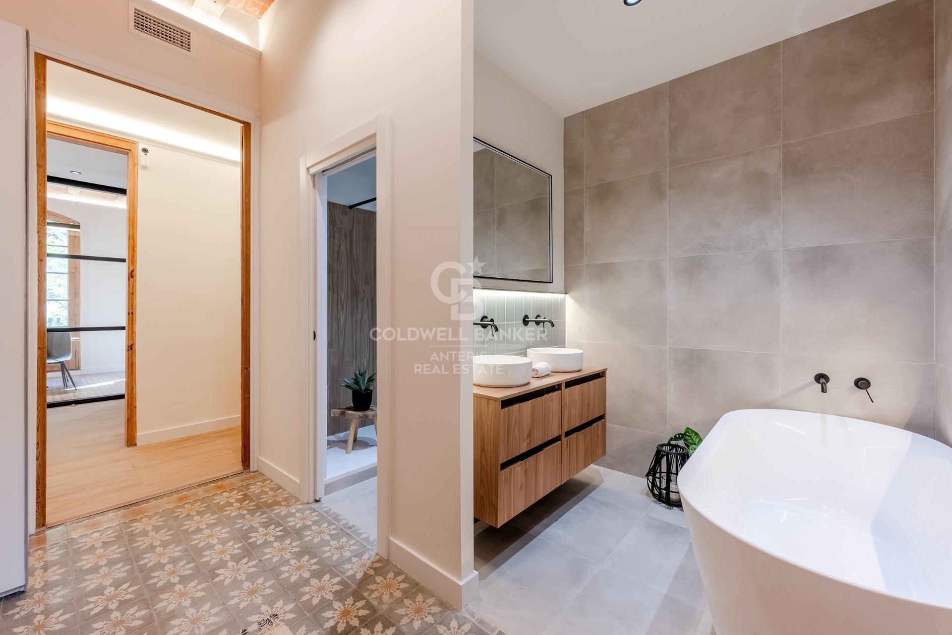 Jasny i nowoczesny apartament w La Dreta de l’Eixample