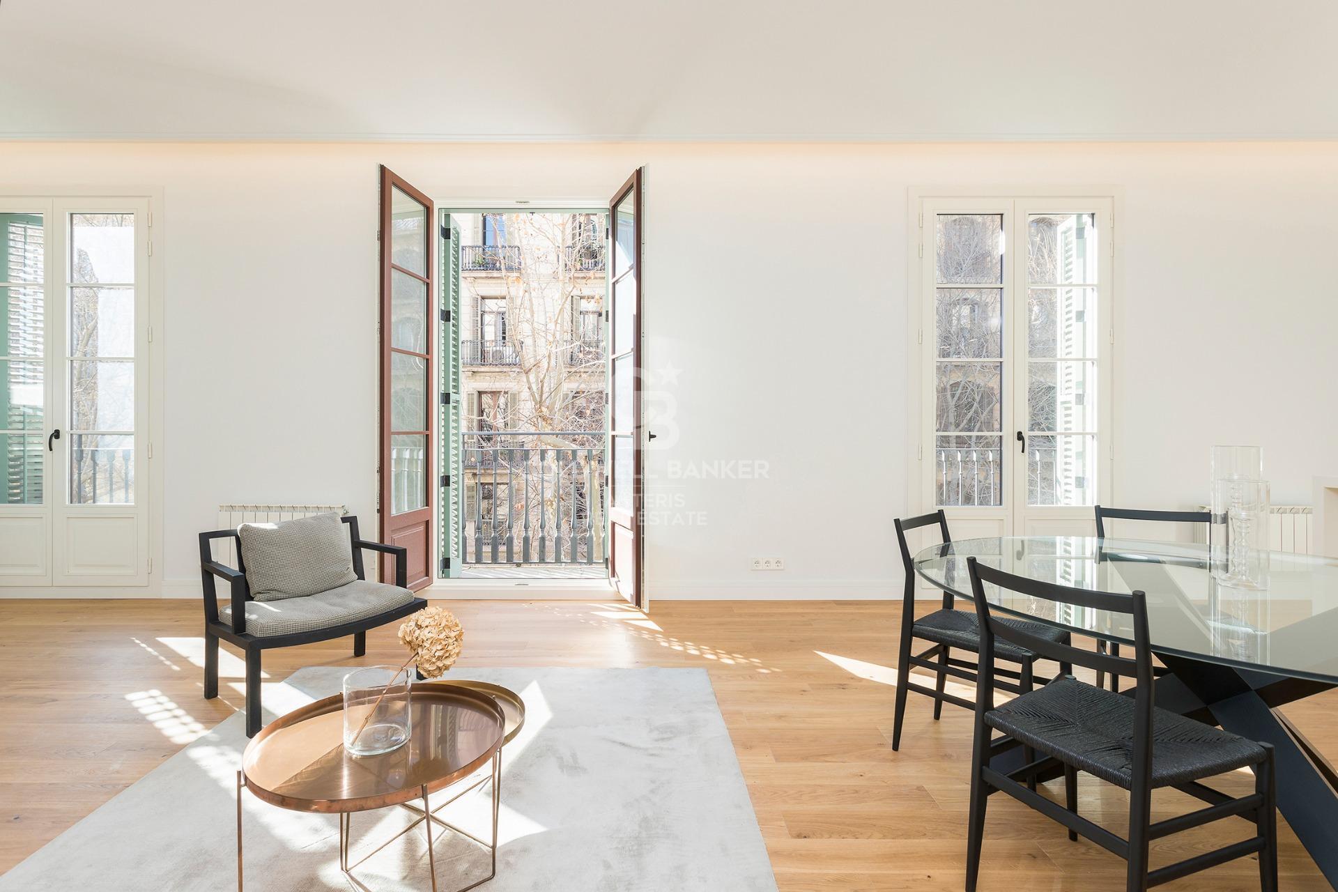 Luksusowe apartamenty w odnowionej kamienicy w centrum Barcelony