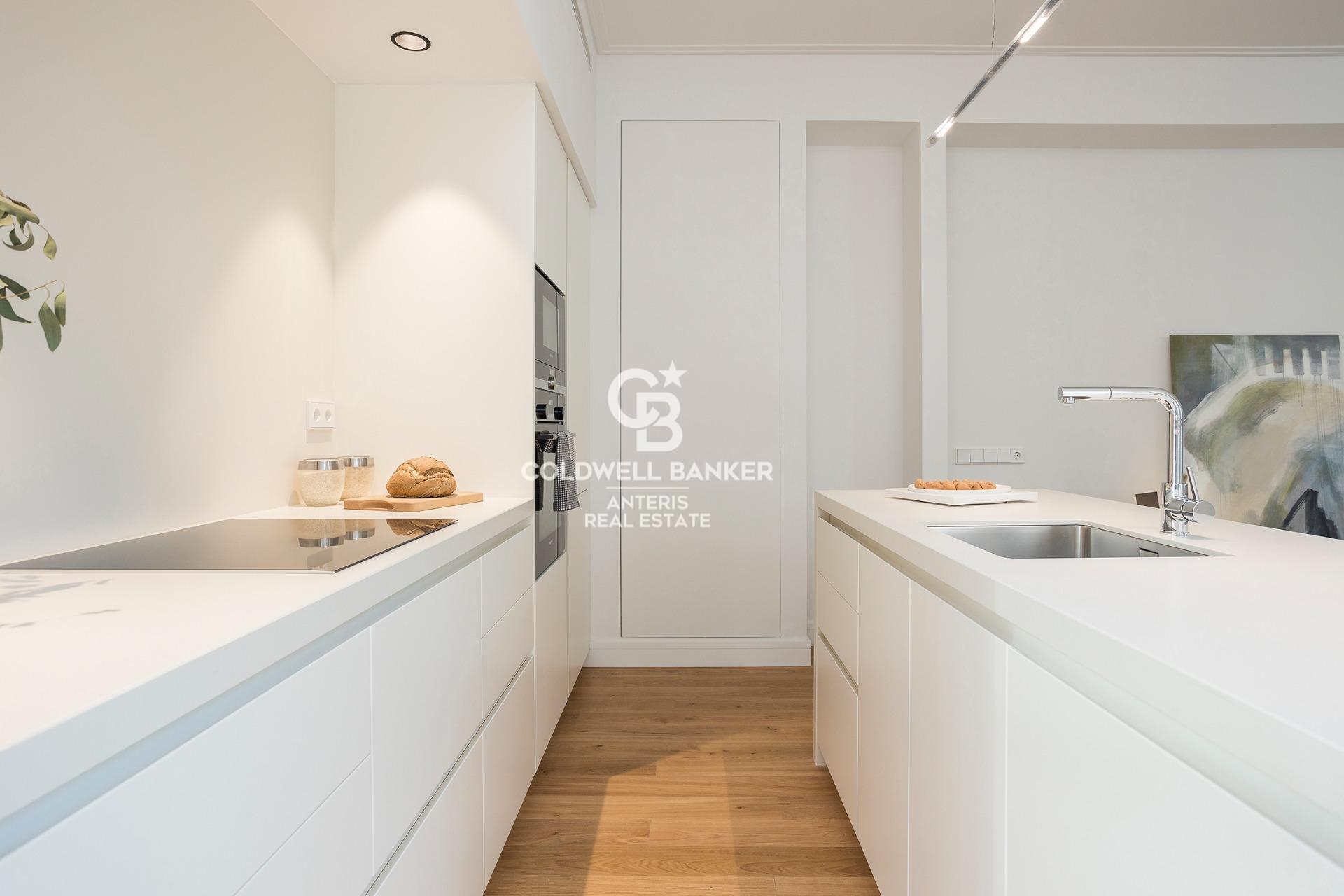 Luksusowe apartamenty w odnowionej kamienicy w centrum Barcelony