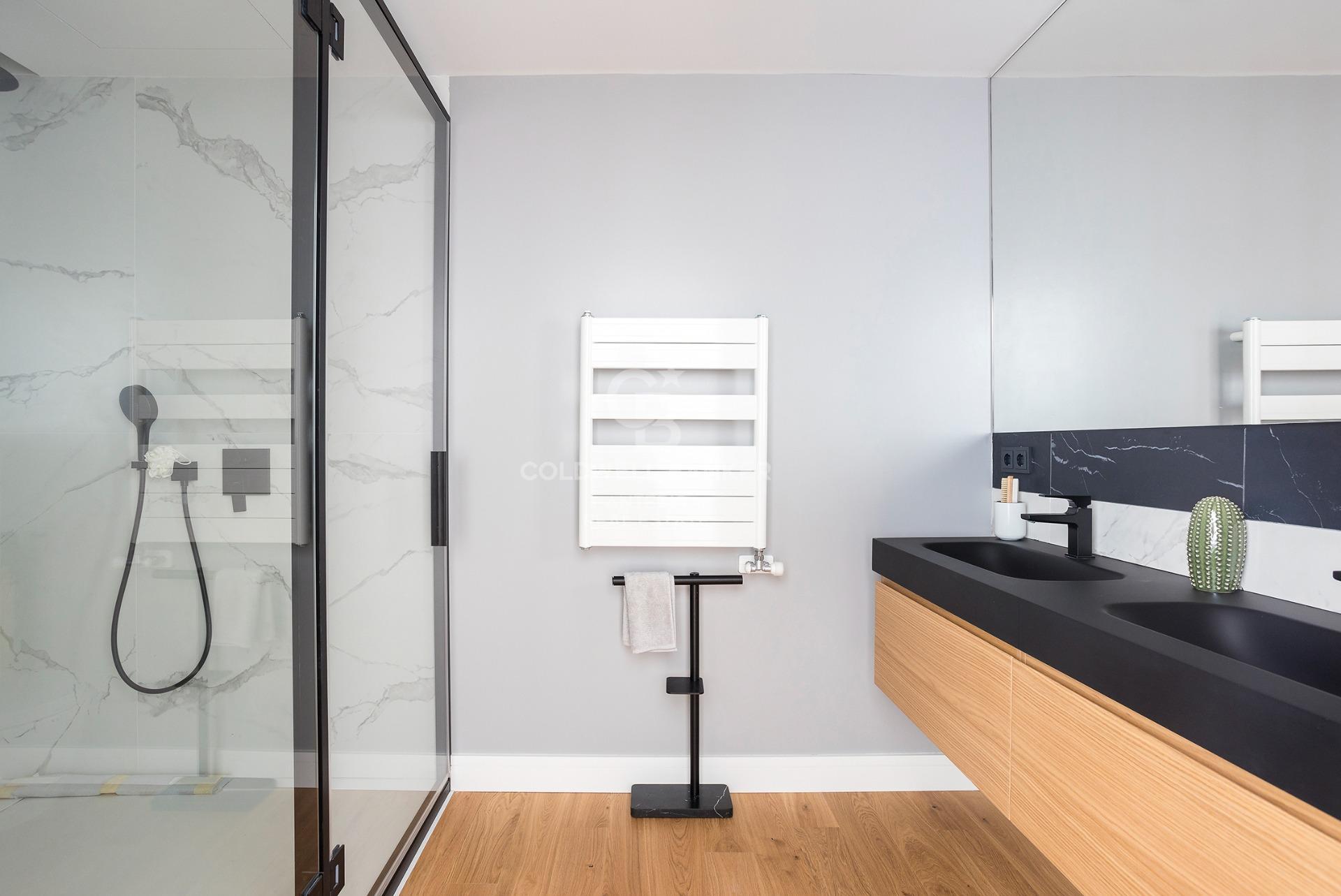 Luksusowe apartamenty w odnowionej kamienicy w centrum Barcelony