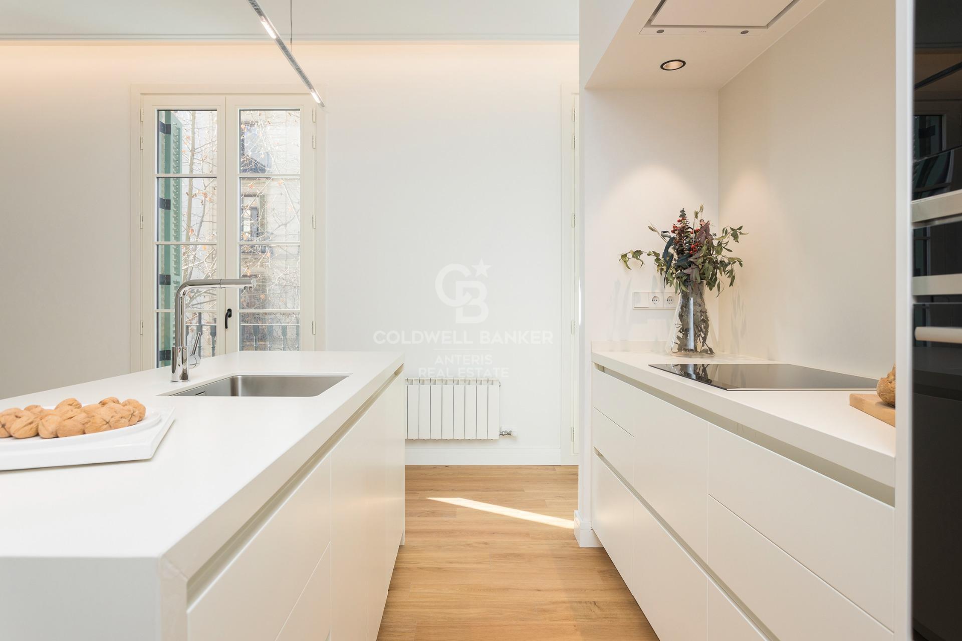 Luksusowe apartamenty w odnowionej kamienicy w centrum Barcelony