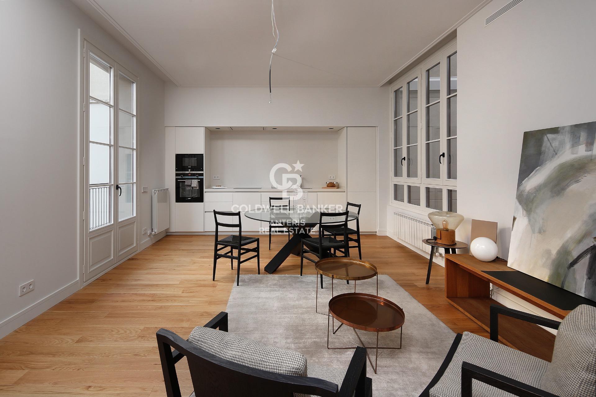 Luksusowe apartamenty w odnowionej kamienicy w centrum Barcelony