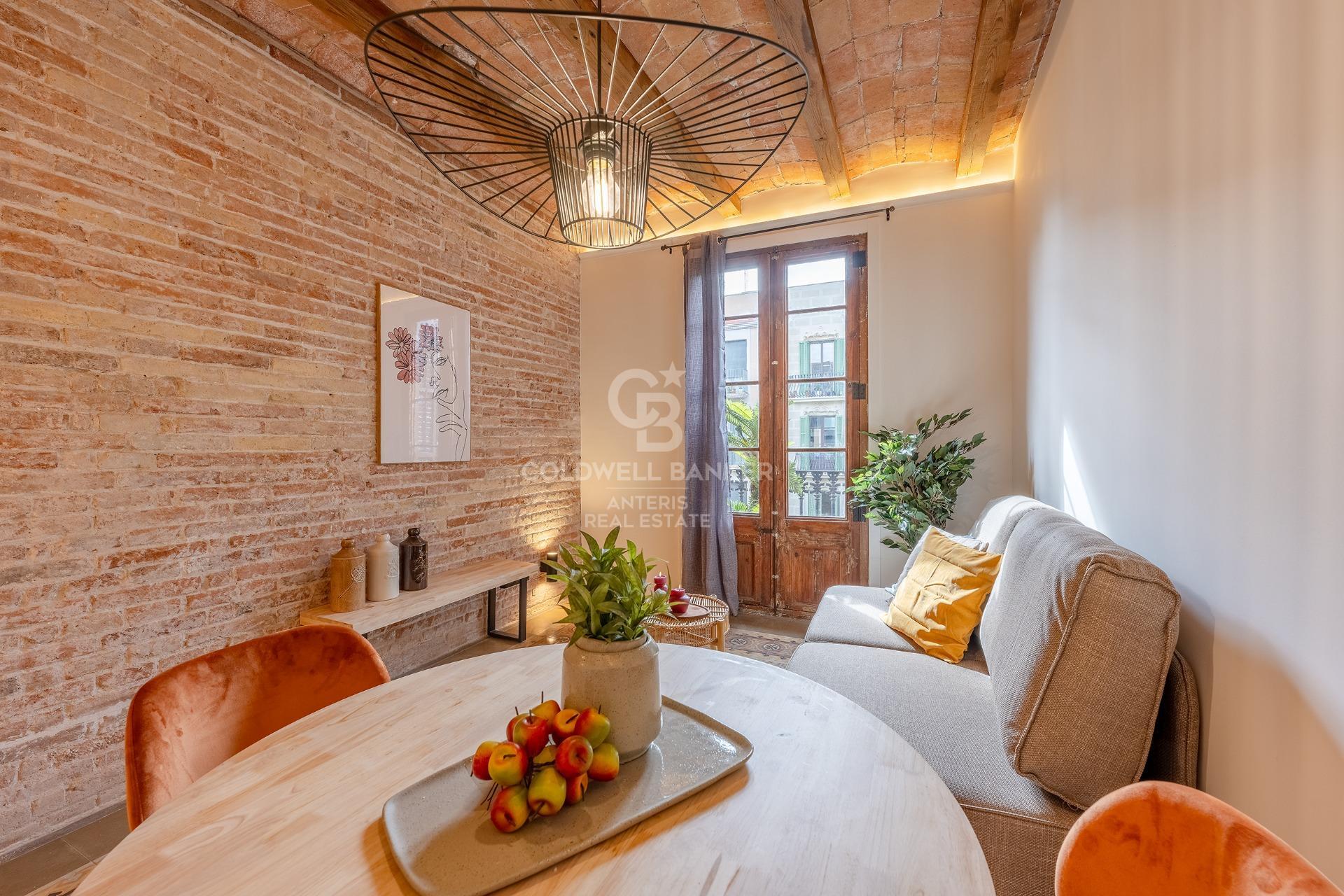 Wspaniałe mieszkanie w sercu Eixample