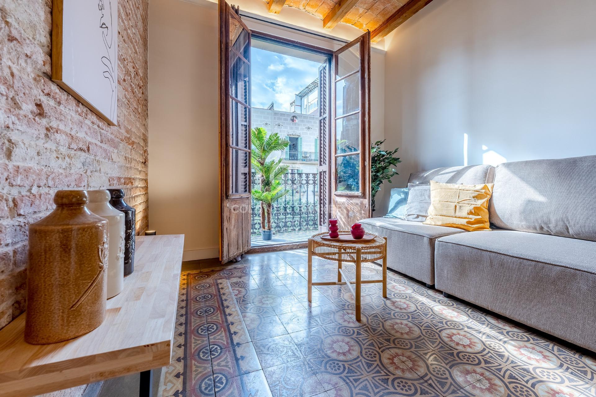 Wspaniałe mieszkanie w sercu Eixample