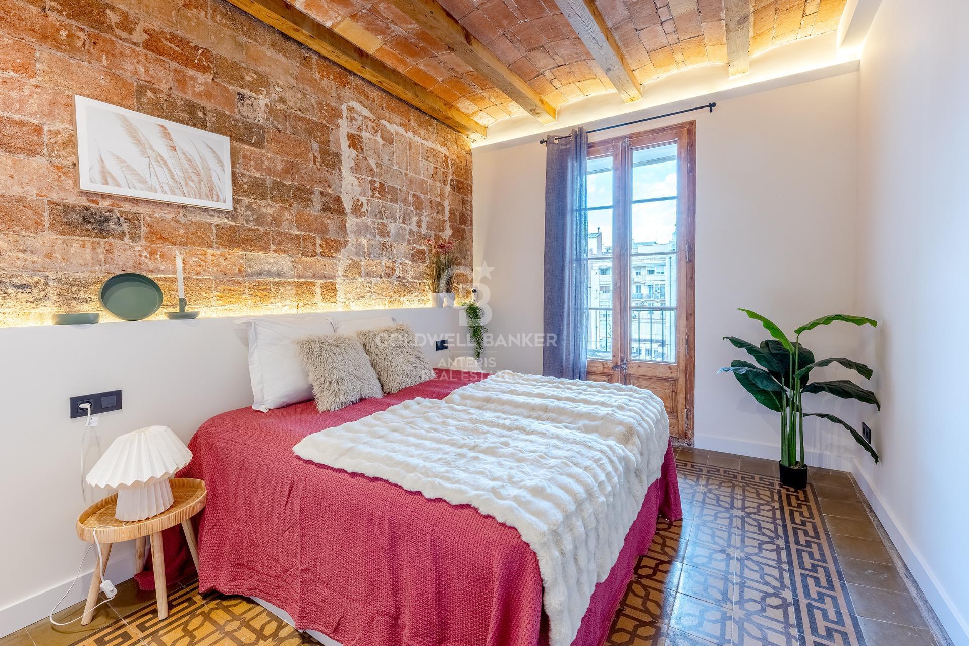 Wspaniałe mieszkanie w sercu Eixample