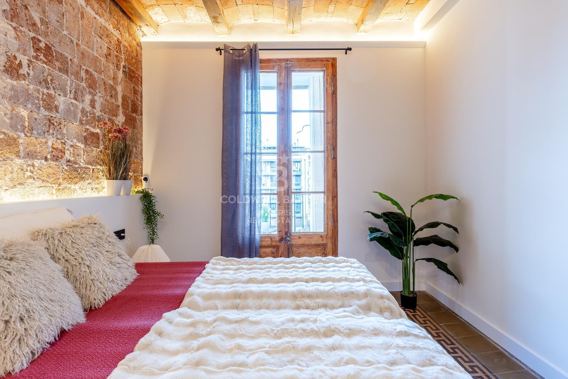 Wspaniałe mieszkanie w sercu Eixample