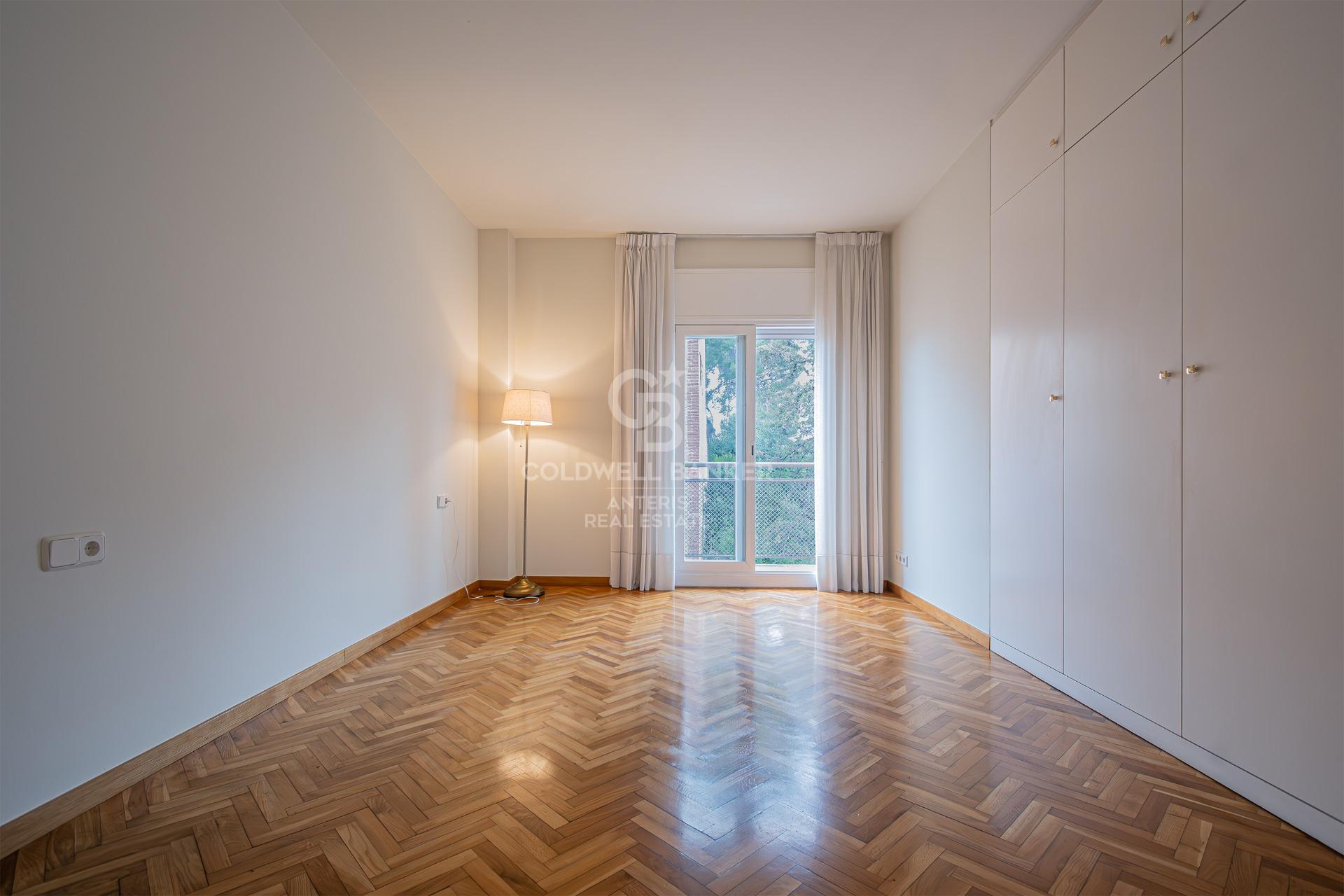 Apartament z widokiem na park w El Putxet