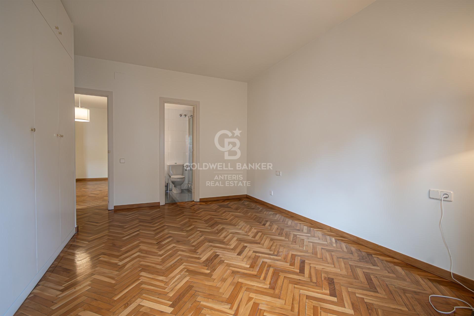 Apartament z widokiem na park w El Putxet