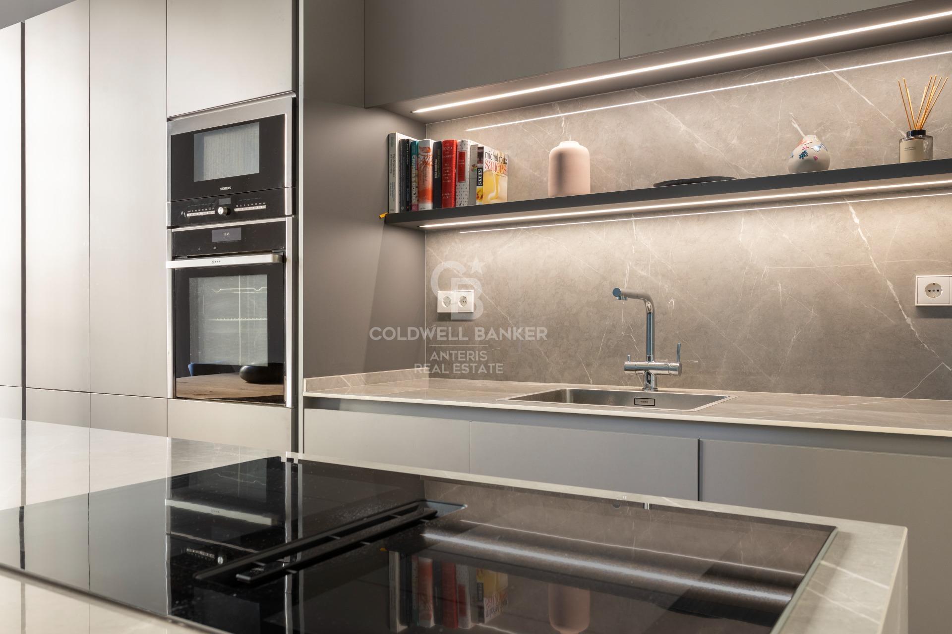 Renovated flat with luxury finishes